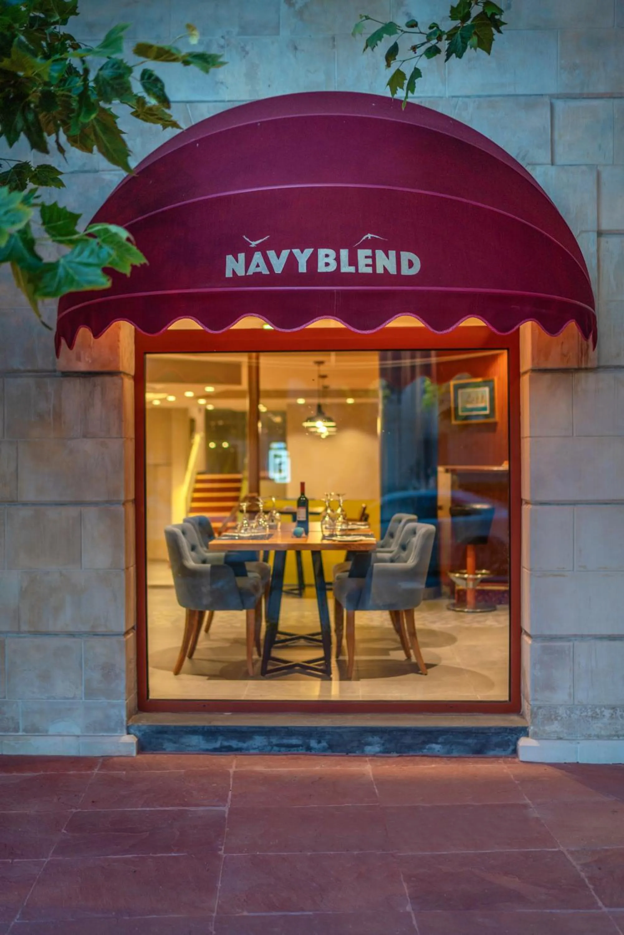 Restaurant/places to eat in Kyma Suites Beach Hotel