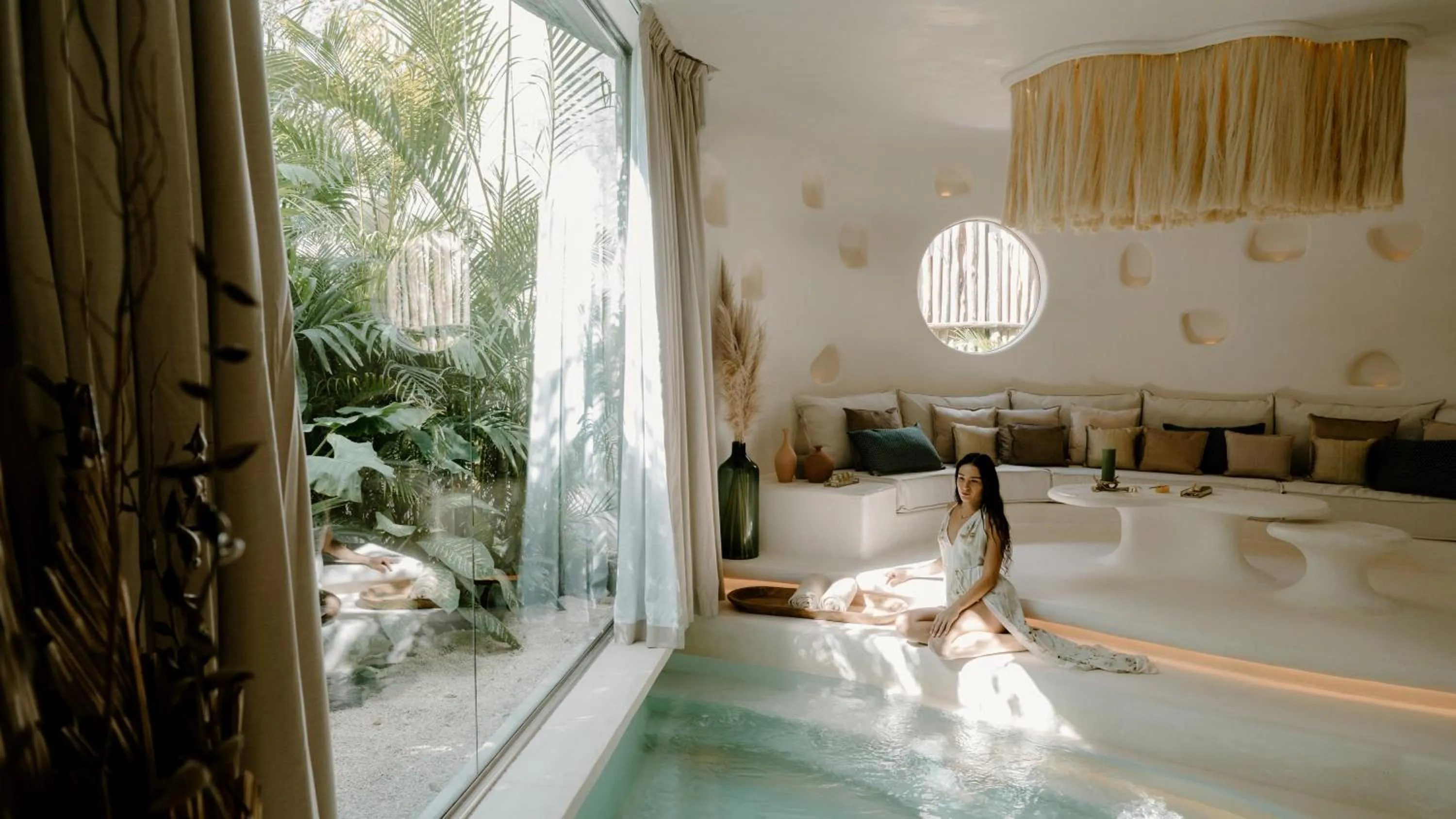 Garden, Bed in Hotel Milam