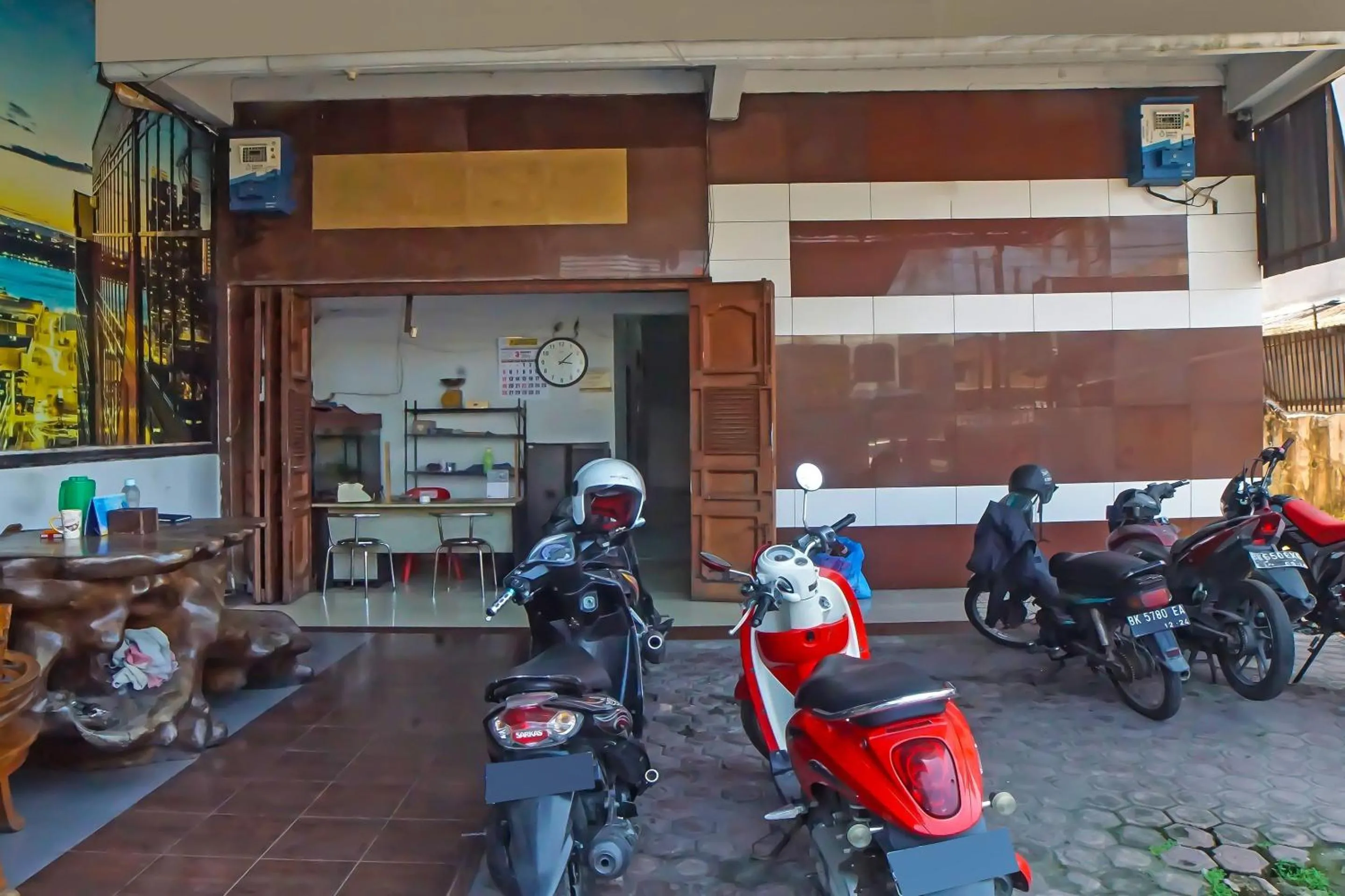 Facade/entrance in Hotel O Homestay Vip