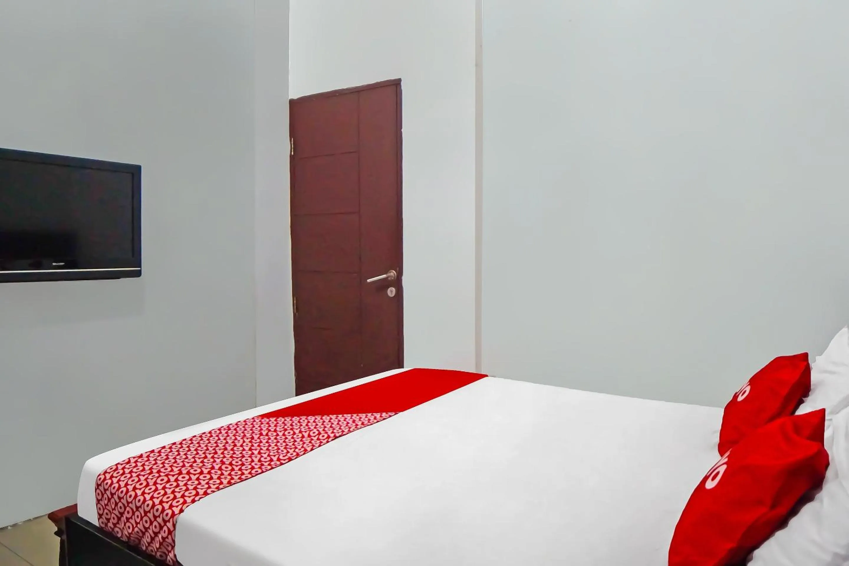 Bedroom, Bed in Hotel O Homestay Vip