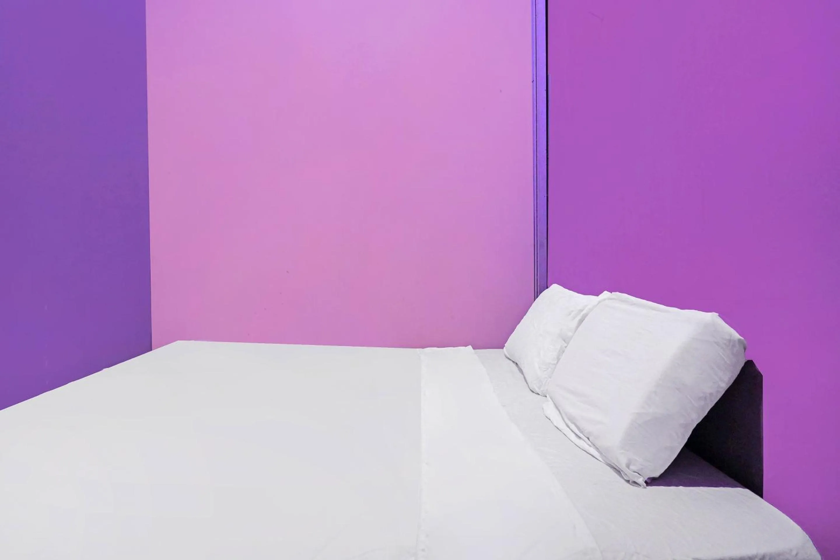 Bedroom, Bed in Hotel O Fendi Homestay SyariahNearTempat Makan Pagi Sore Nohil