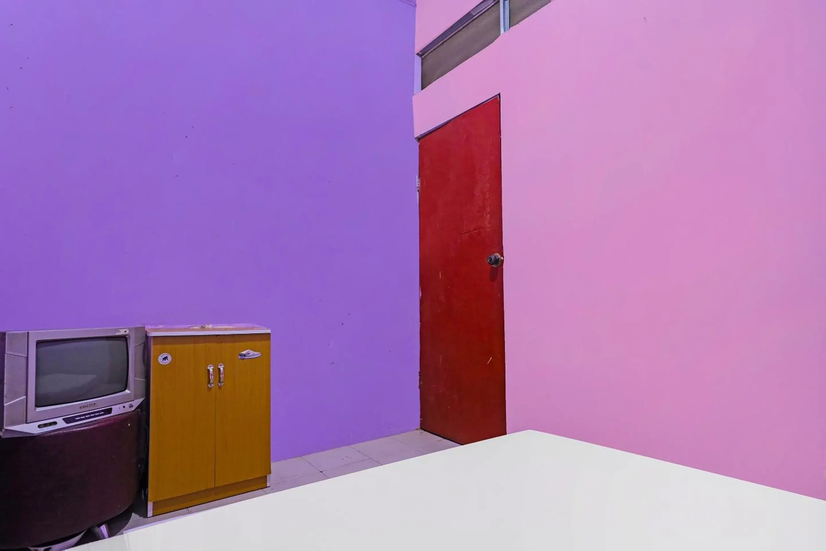 Budget Double Room in Hotel O Fendi Homestay SyariahNearTempat Makan Pagi Sore Nohil Budget Double Room in Hotel O Fendi Homestay SyariahNearTempat Makan Pagi Sore Nohil