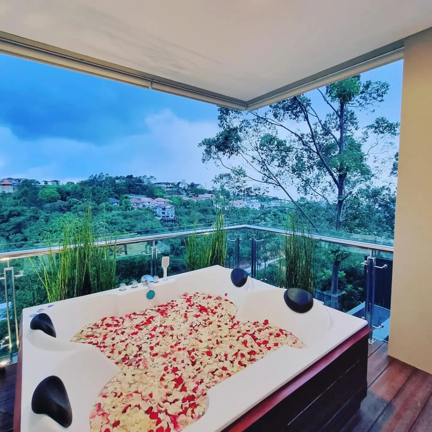 Property building in Villa Daun at Dago Village