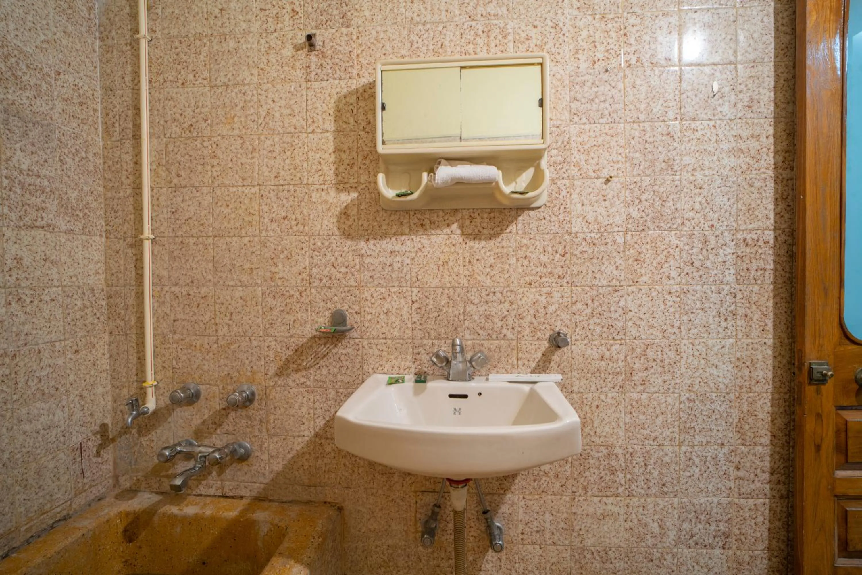 Bathroom in Hotel Ambavgarh Palace