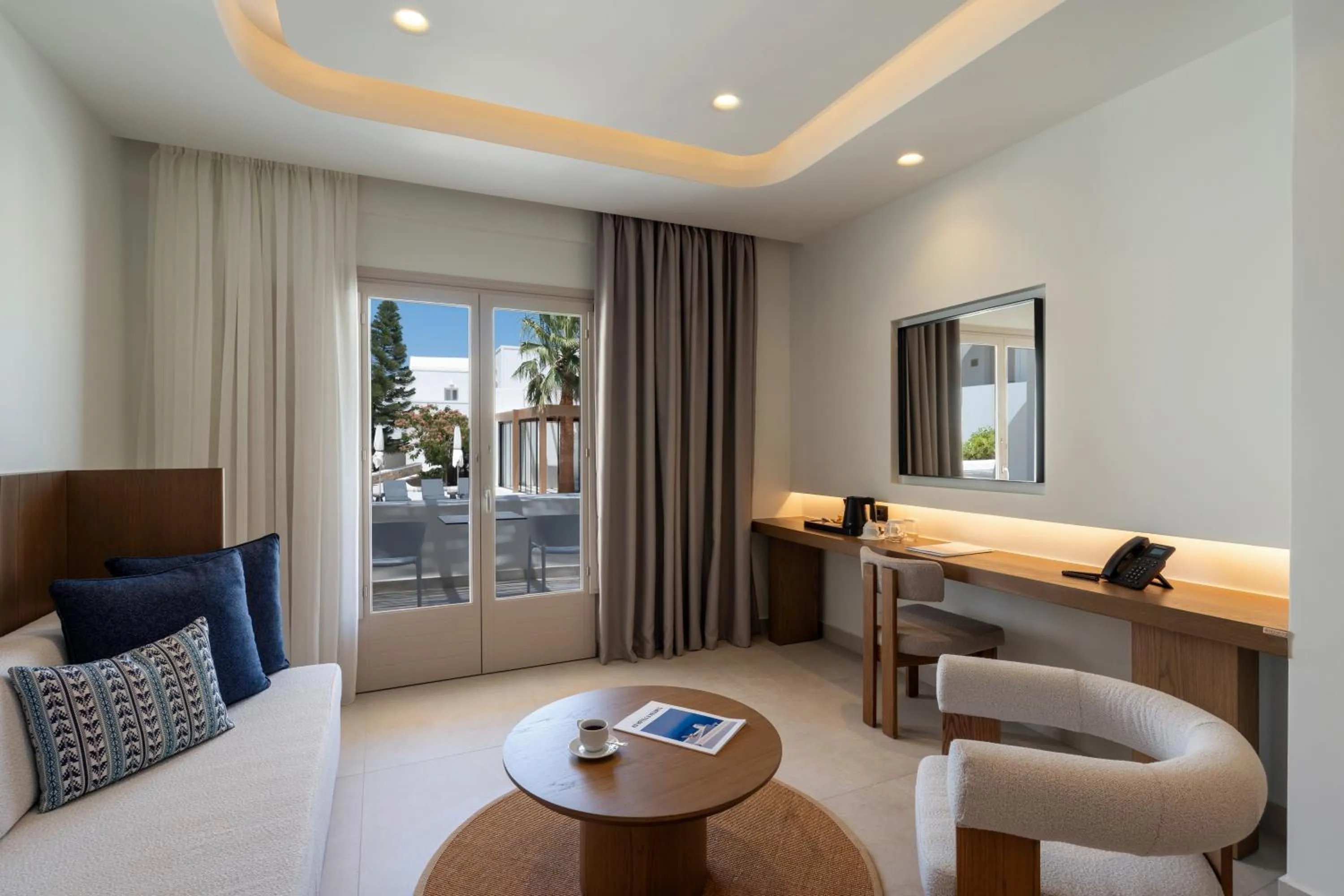 Living room in Aegean Plaza Hotel