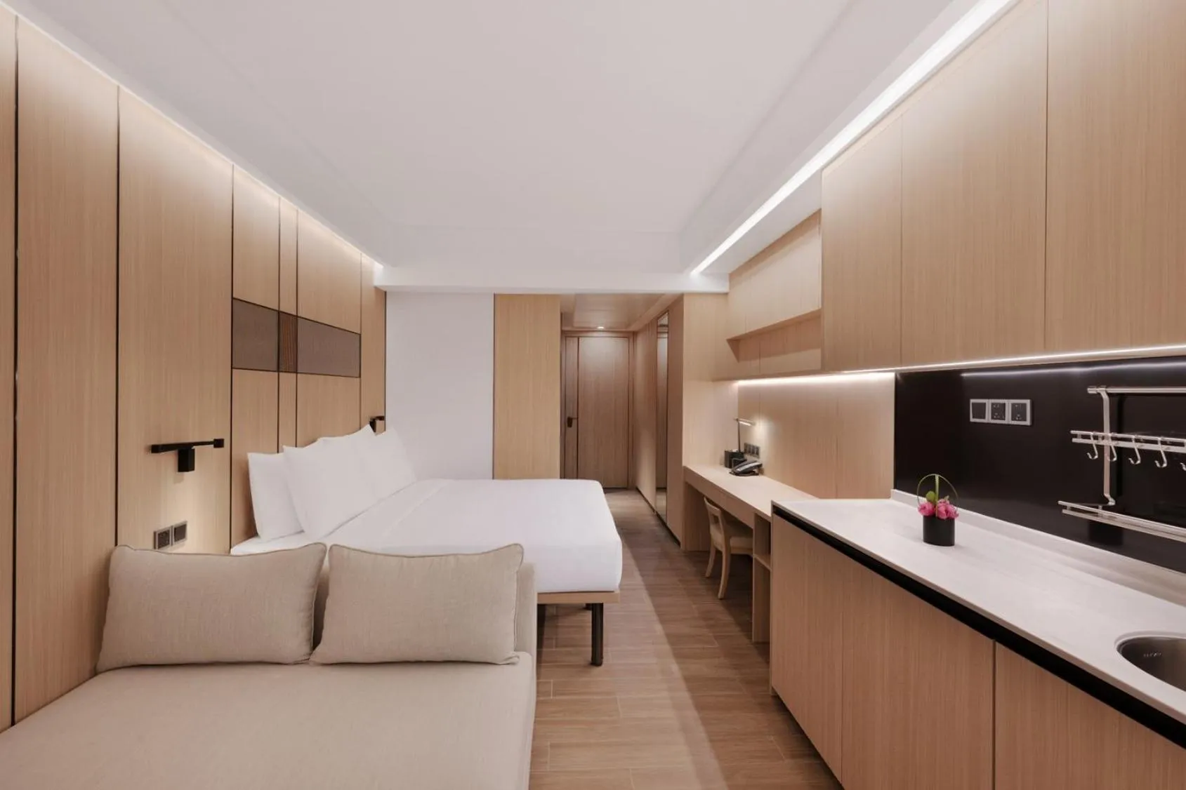 Photo of the whole room, Bed in Metropolitan Residence