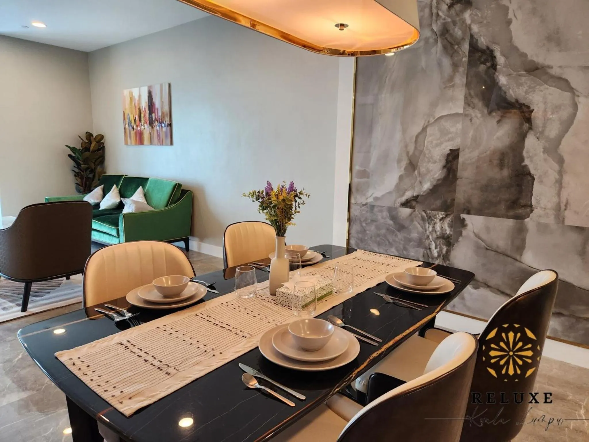 Living room in The Platinum 2 Premium Suite by Reluxe