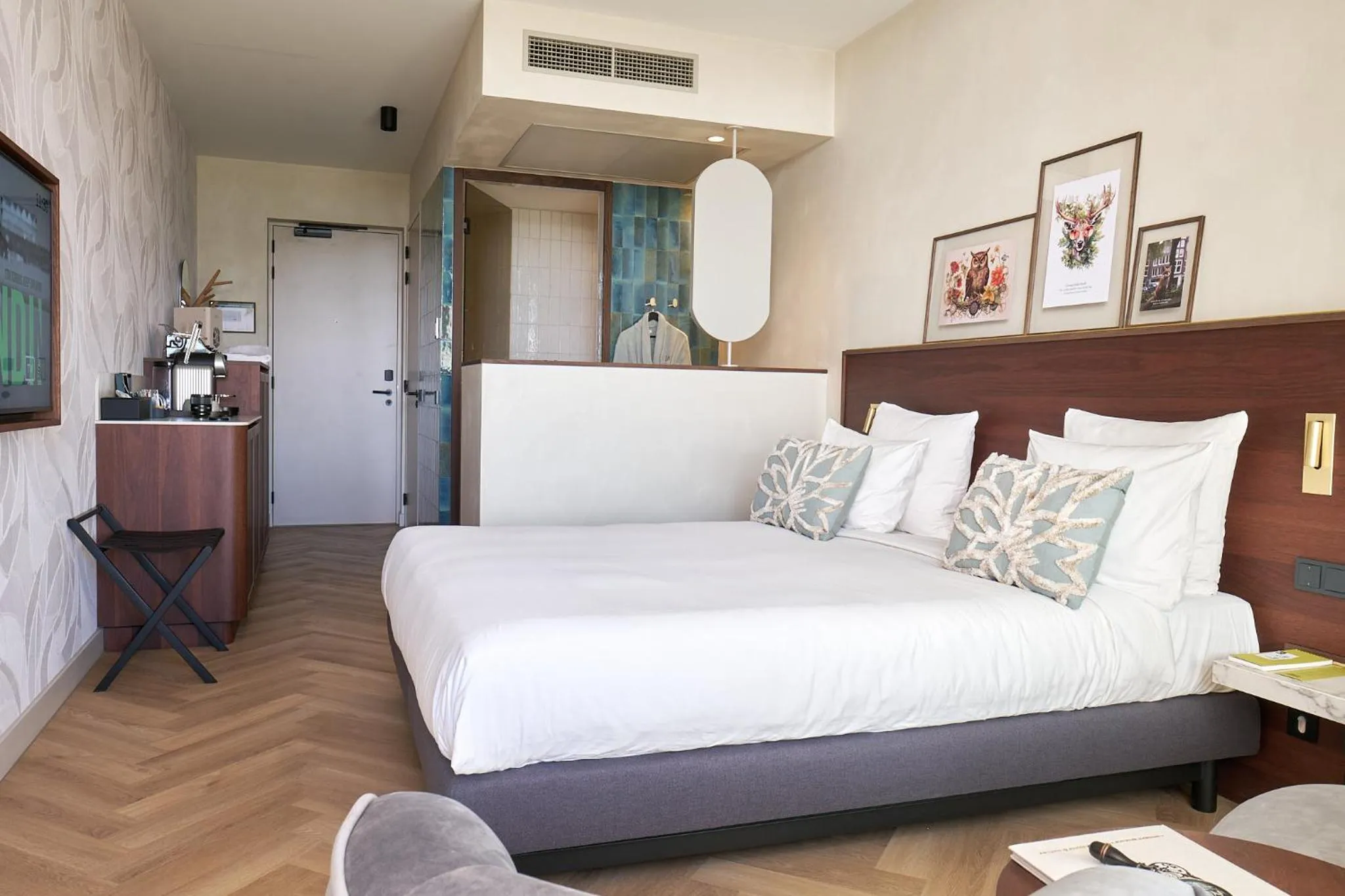 Bed in Boutique Hotel Blendin Bloemendaal aan Zee