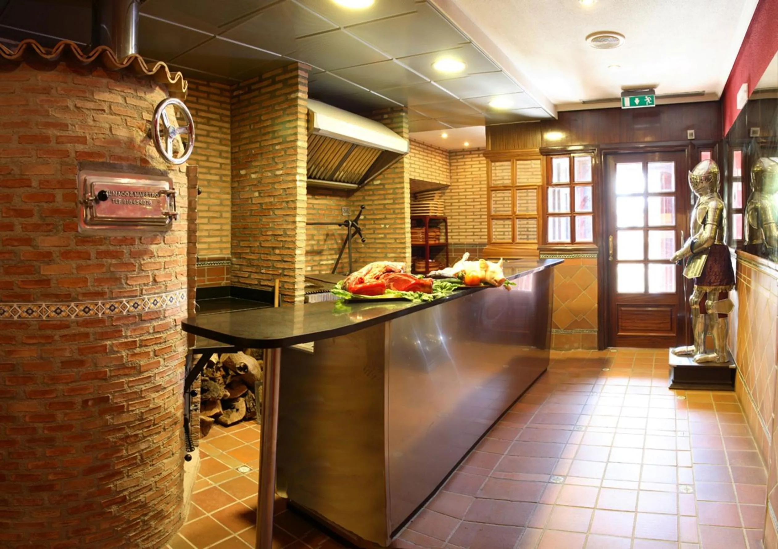 Restaurant/places to eat in Hotel Florida