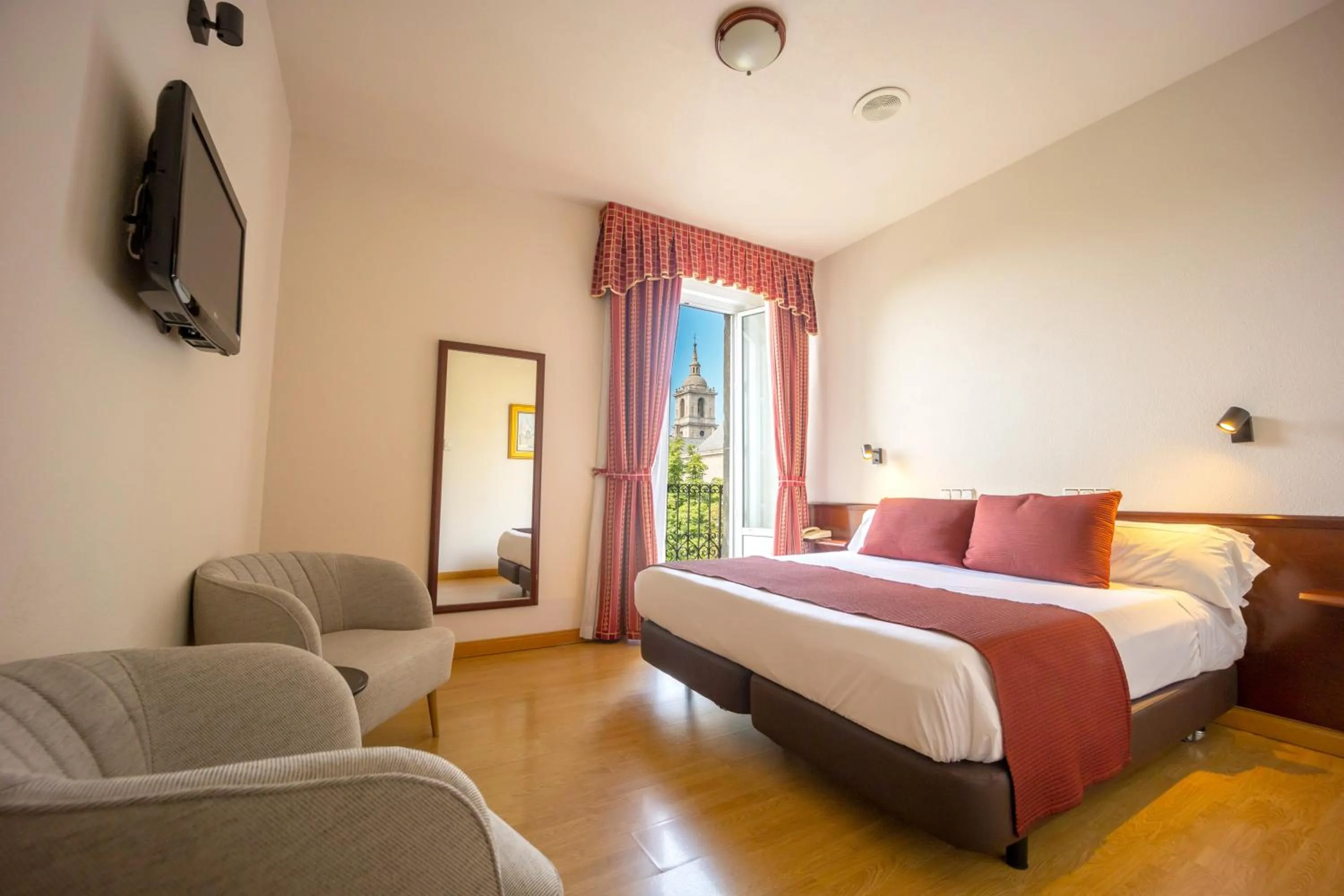 Photo of the whole room, Bed in Hotel Florida