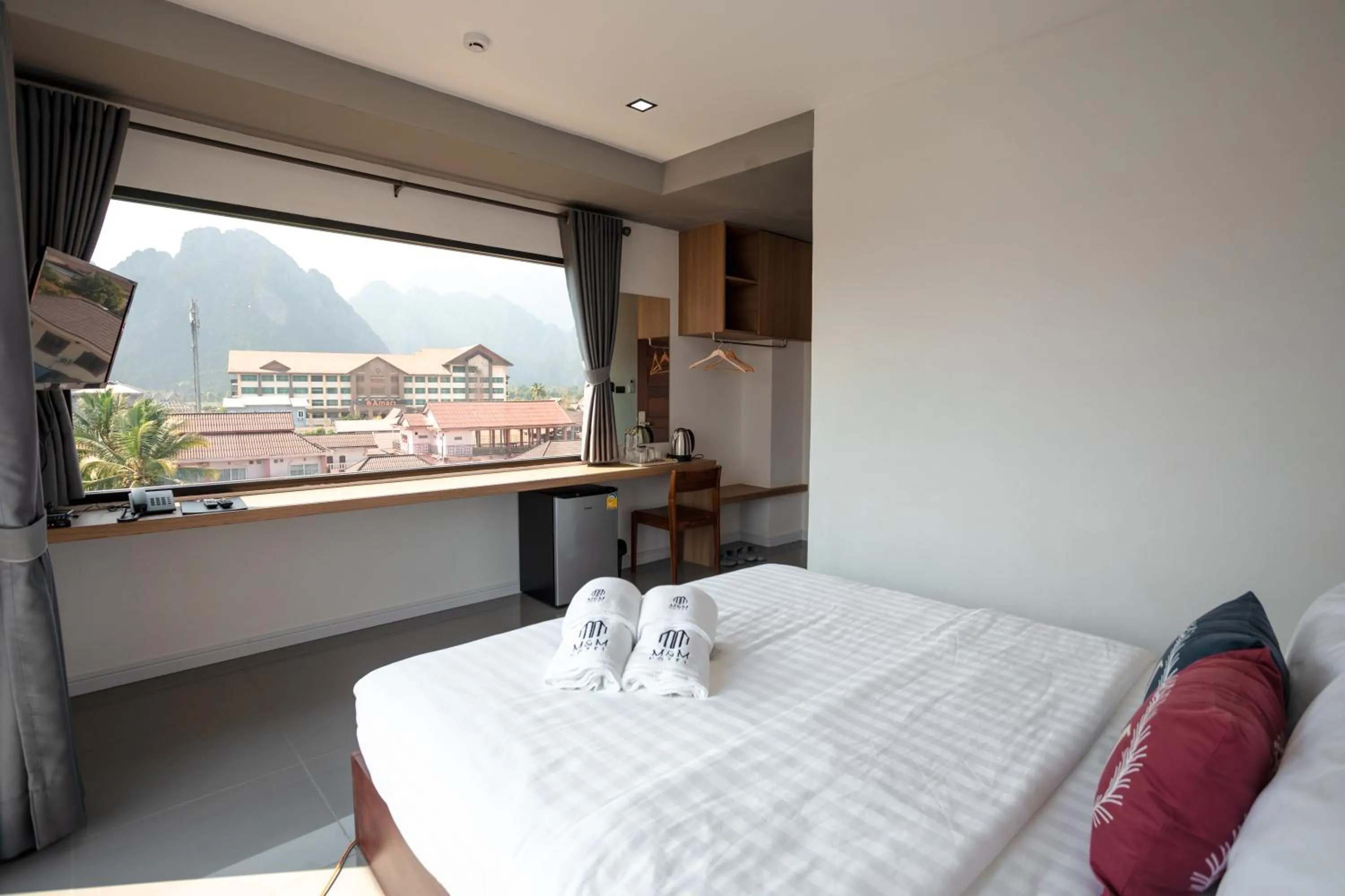 Bedroom, Bed in M&M Hotel