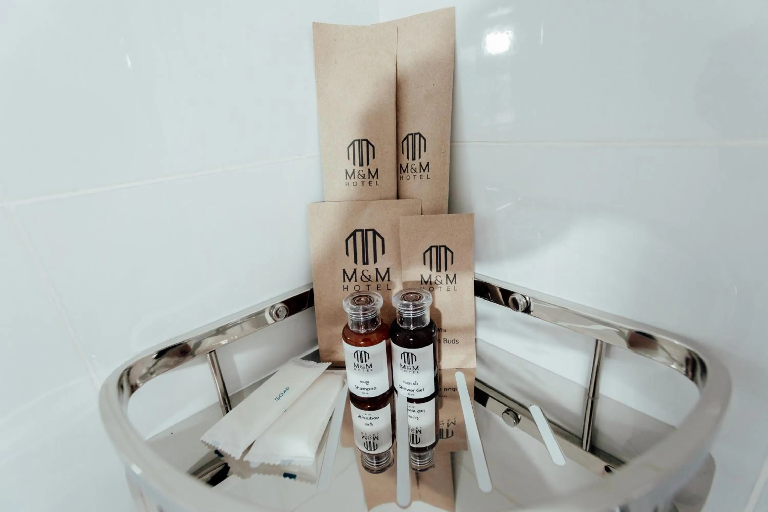 Bathroom in M&M Hotel