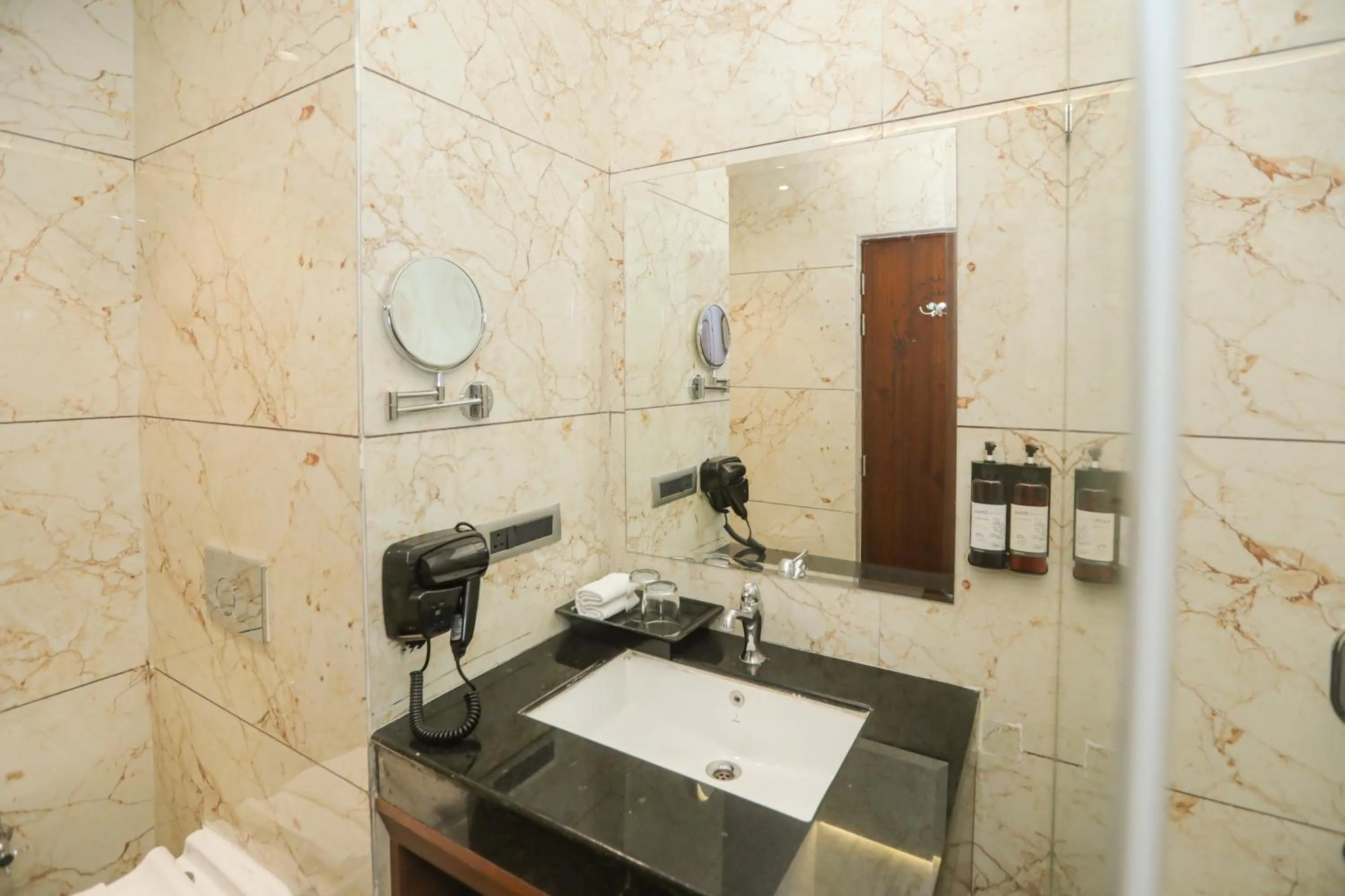 Bathroom in Regenta City Vilas Palace Ambala
