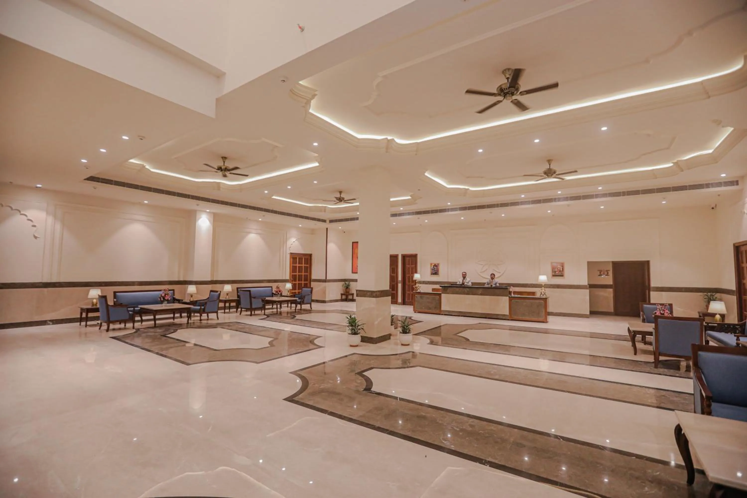 Lobby or reception in Regenta City Vilas Palace Ambala