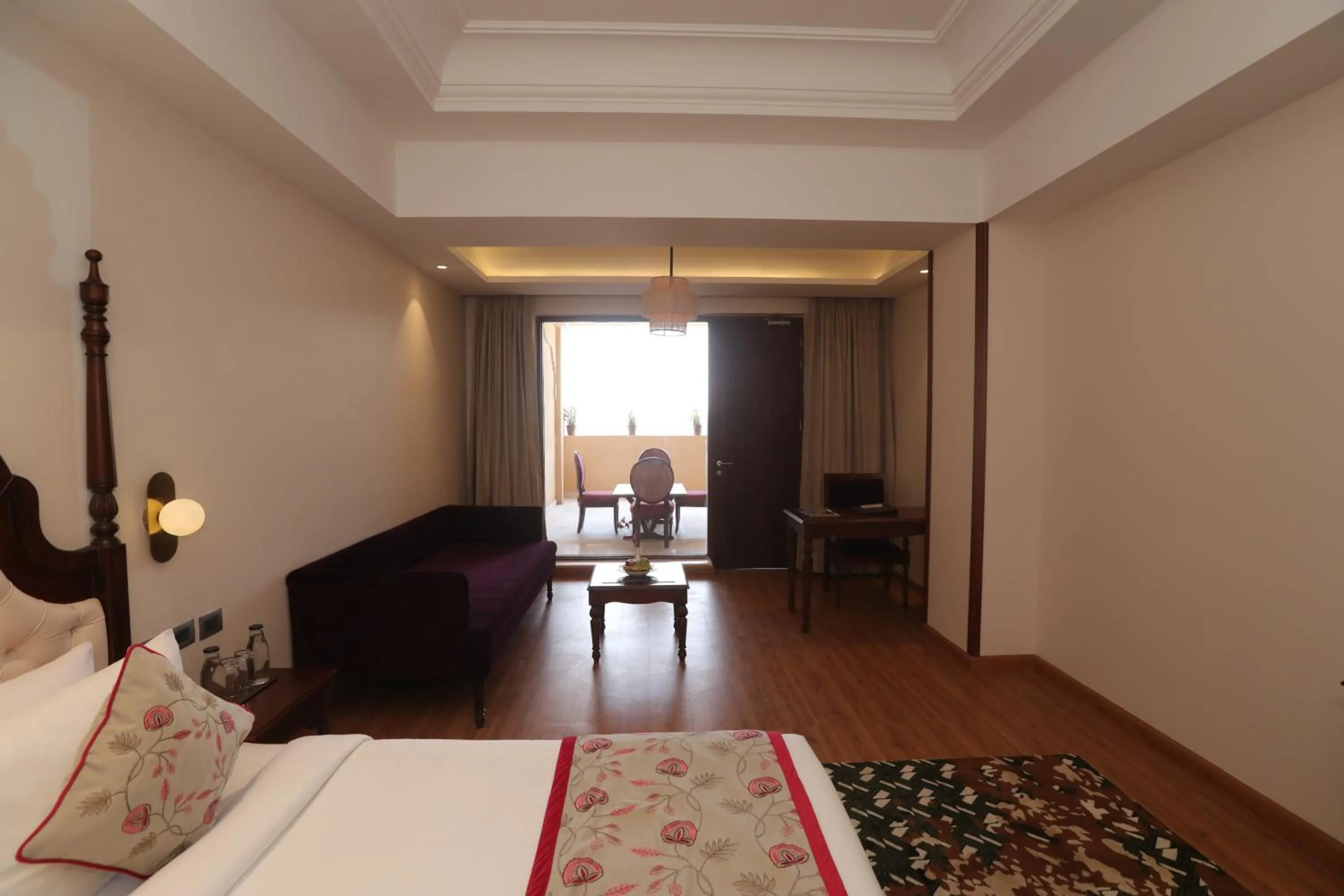 Photo of the whole room, Bed in Regenta City Vilas Palace Ambala