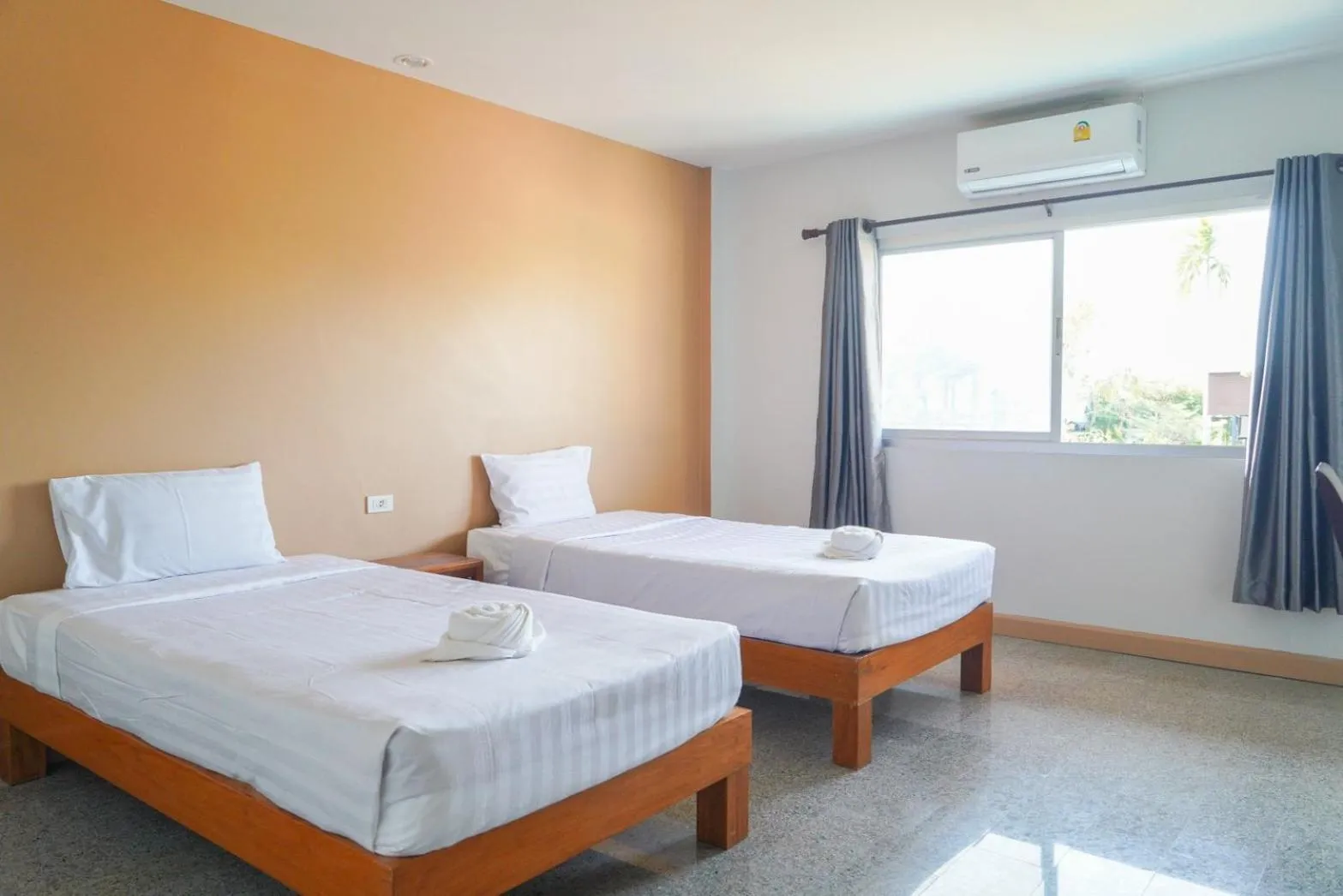 Bed in นคร นอน เล่น(Nakhon Norn Len)