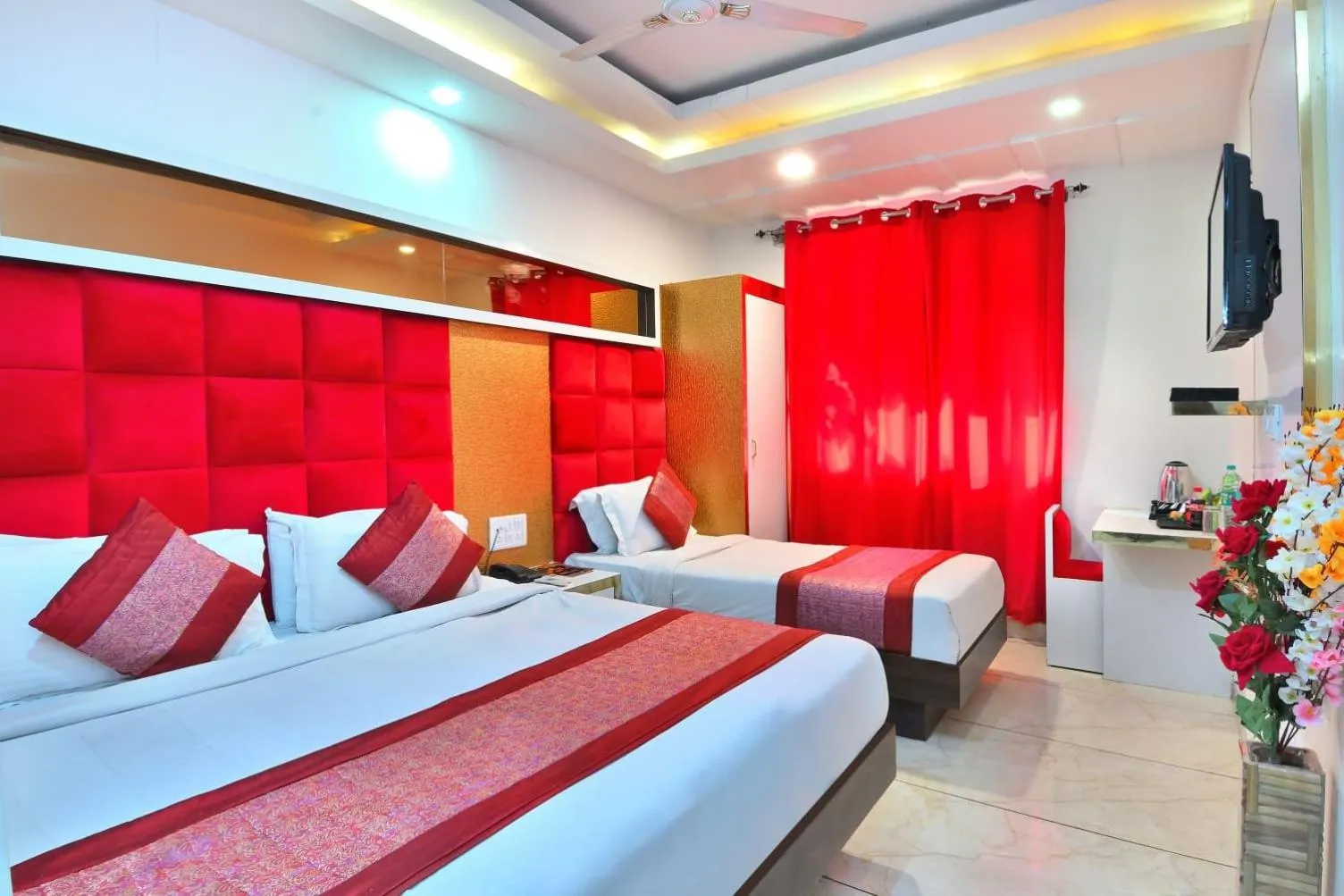 Bed in The Bella Vista -Traveler's choice awarded