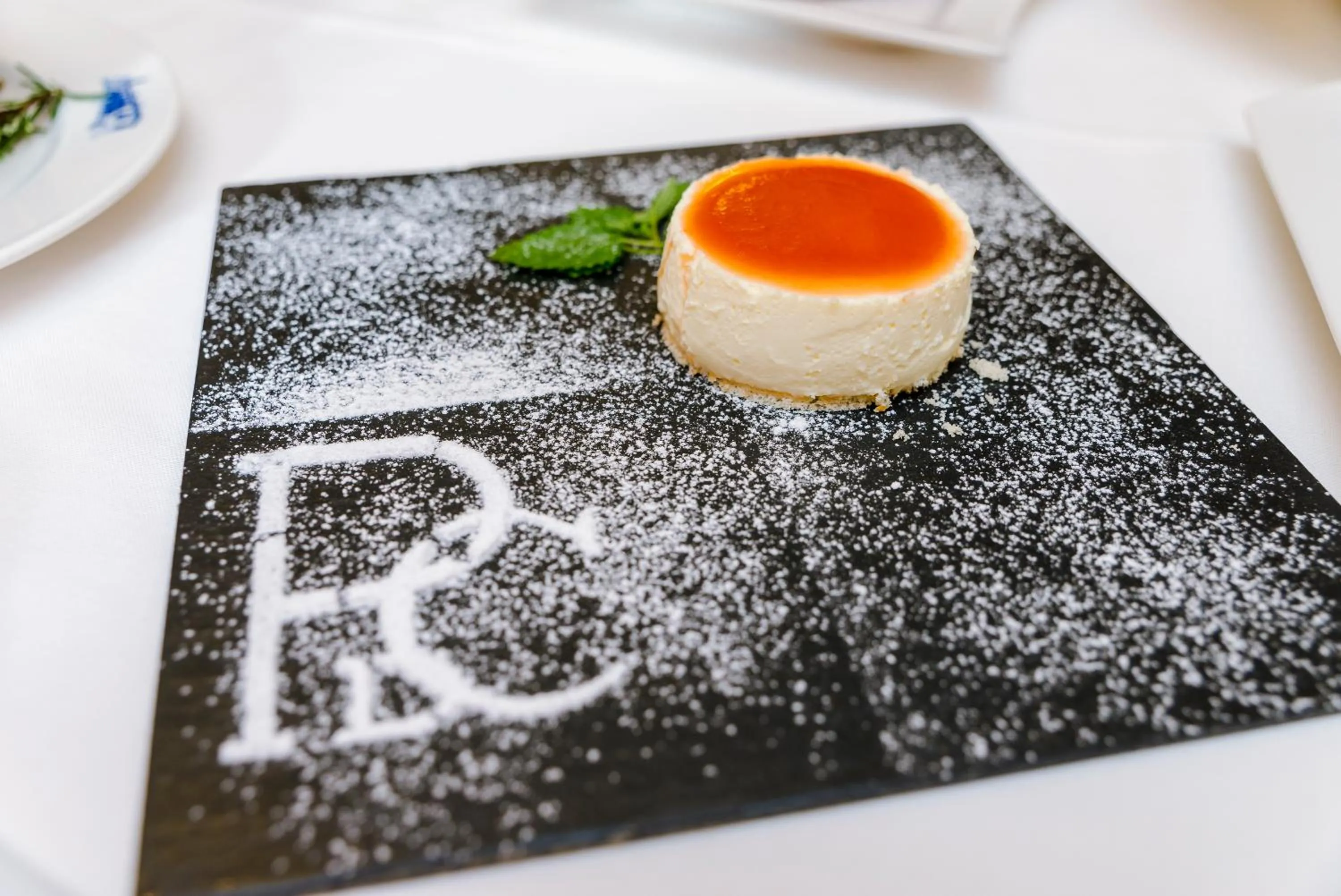 Meals in Hotel Monumento Pazo do Castro