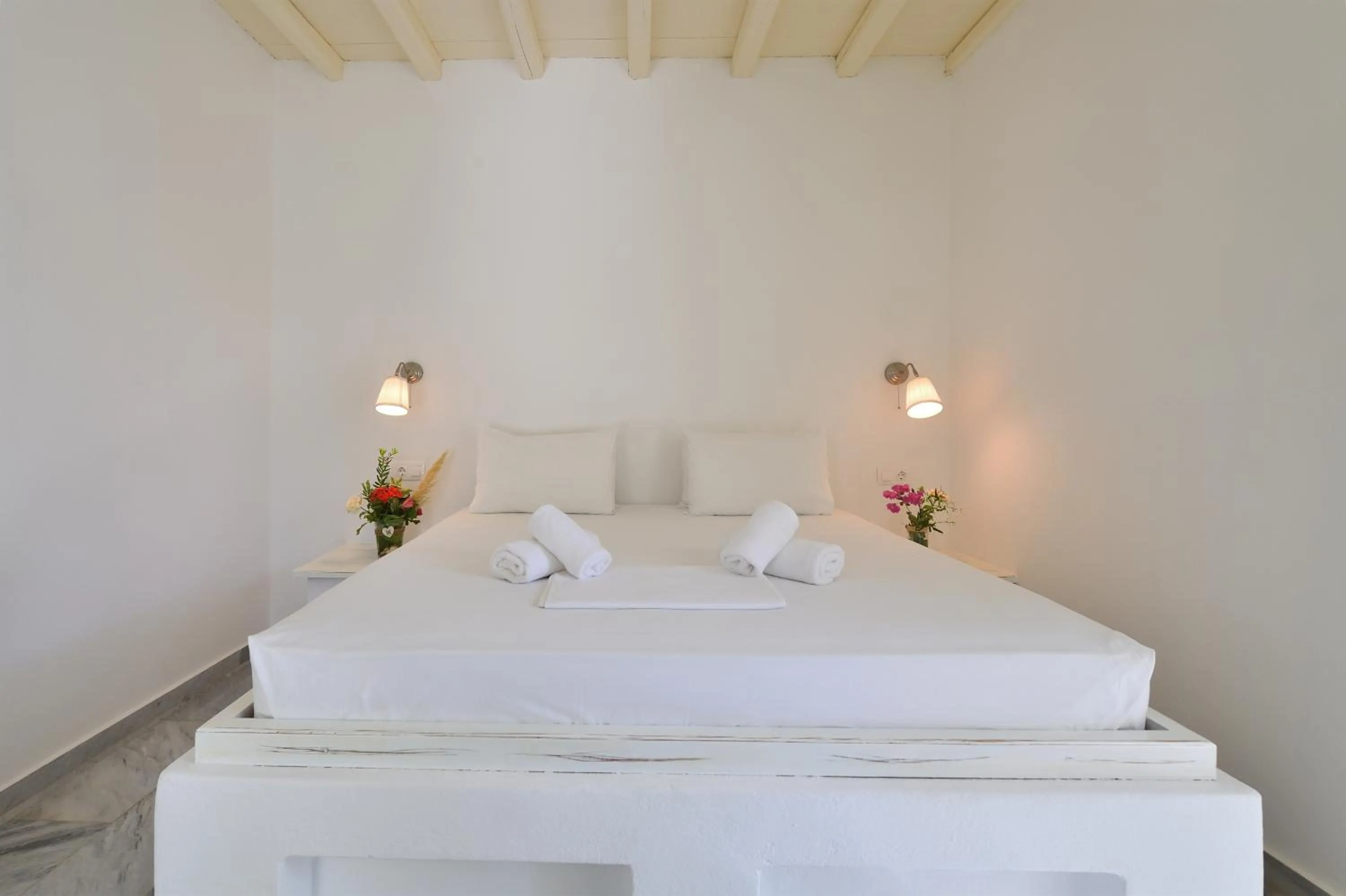 Bedroom, Bed in Surfing Beach Village Paros