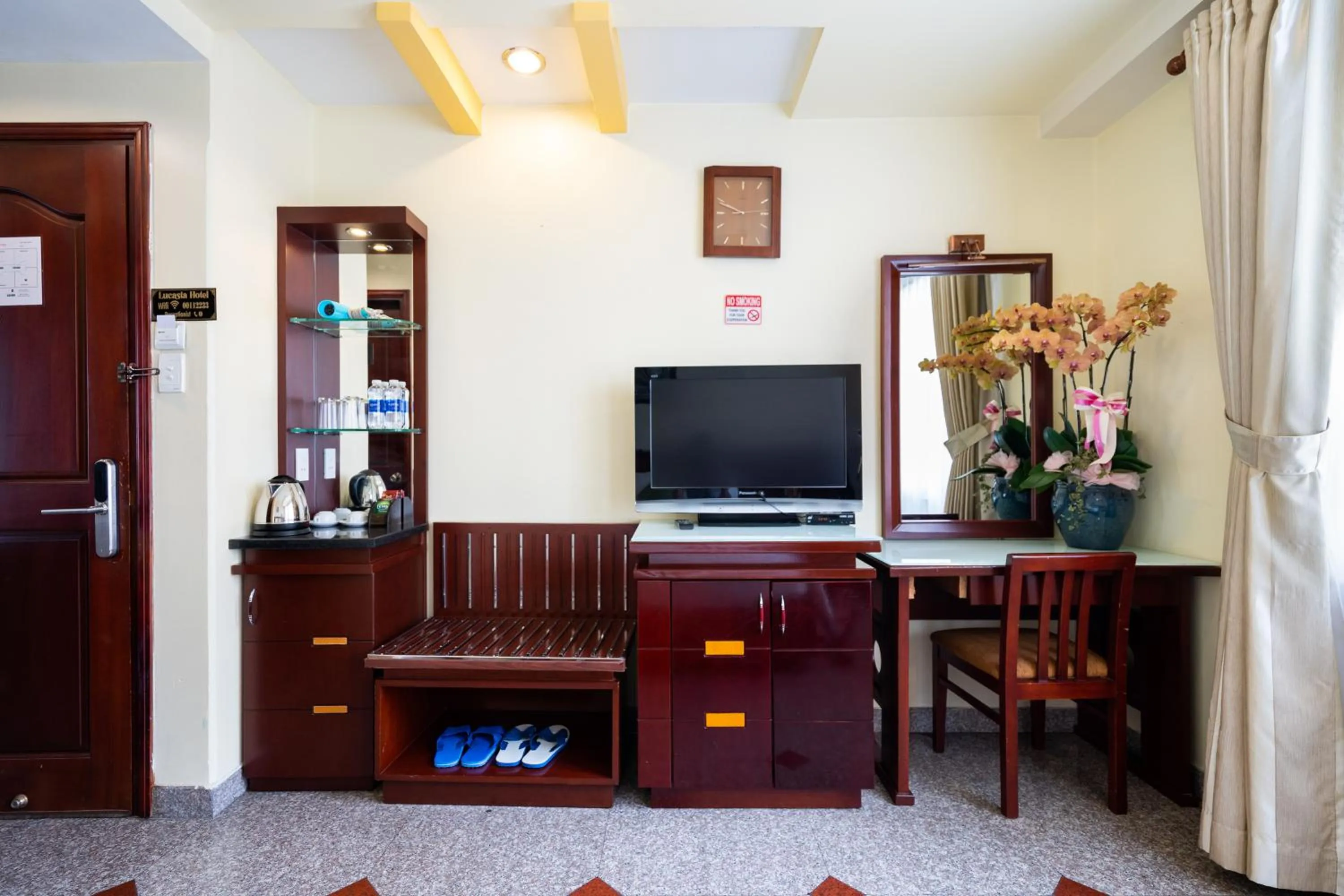Communal lounge/ TV room in LUCASTA SAIGON Hotel