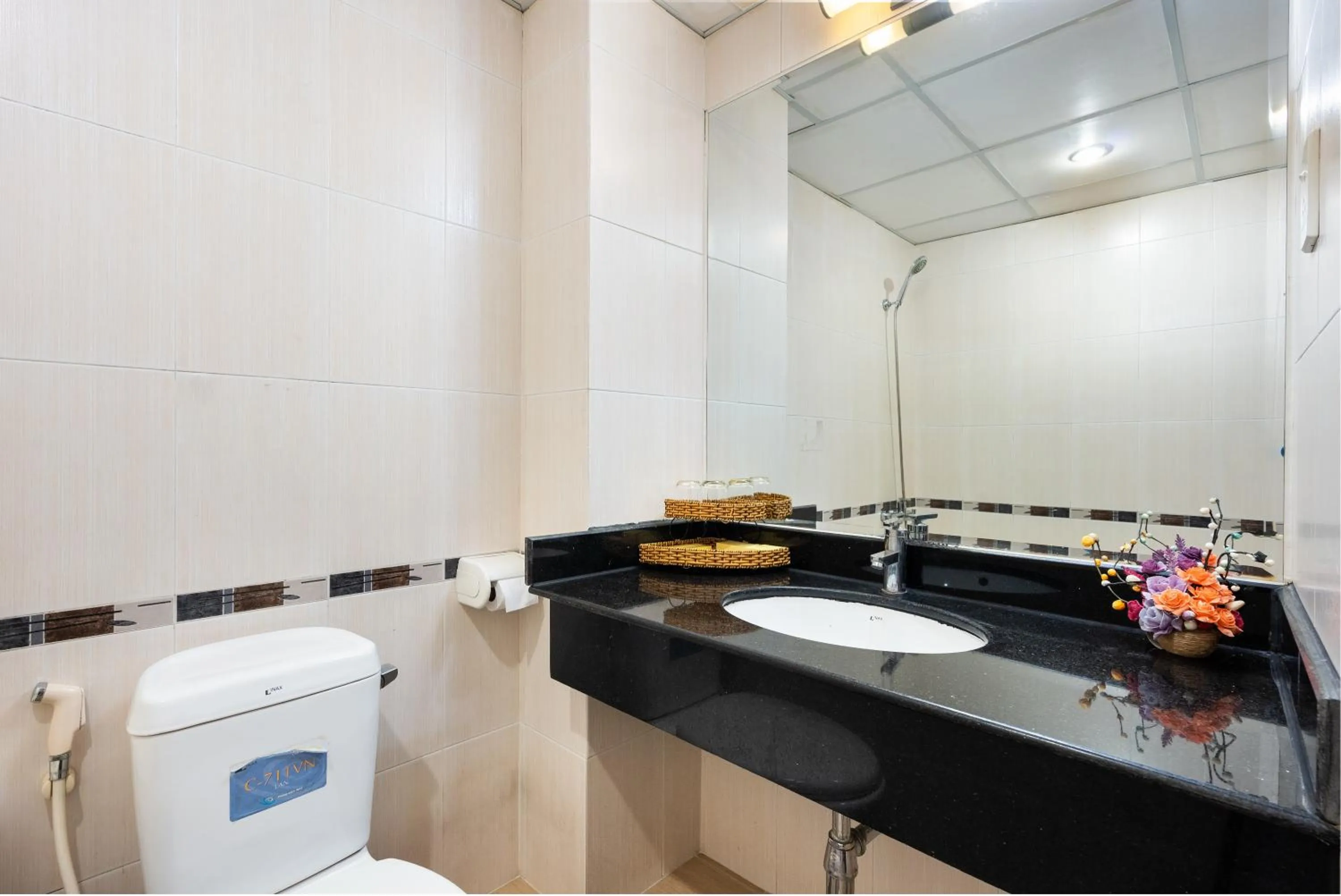 Toilet in LUCASTA SAIGON Hotel