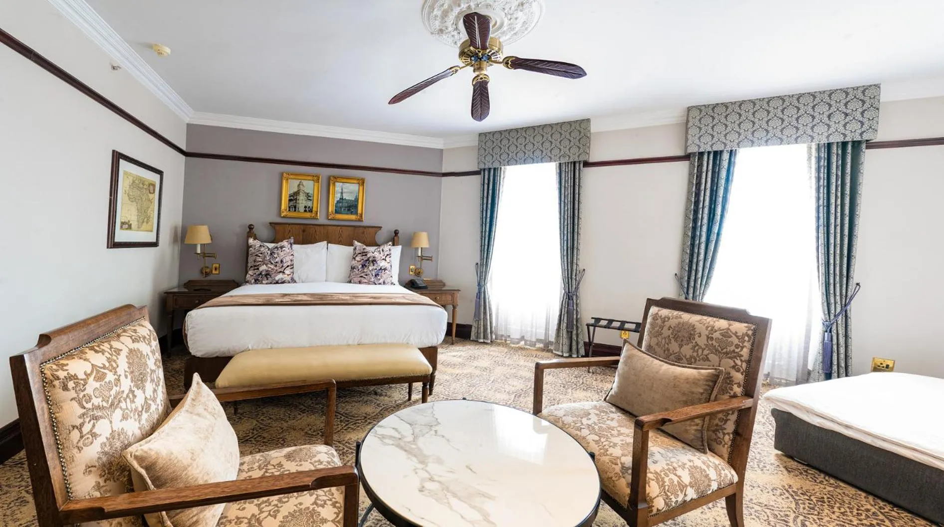 Bedroom, Bed in Gold Reef City Hotel