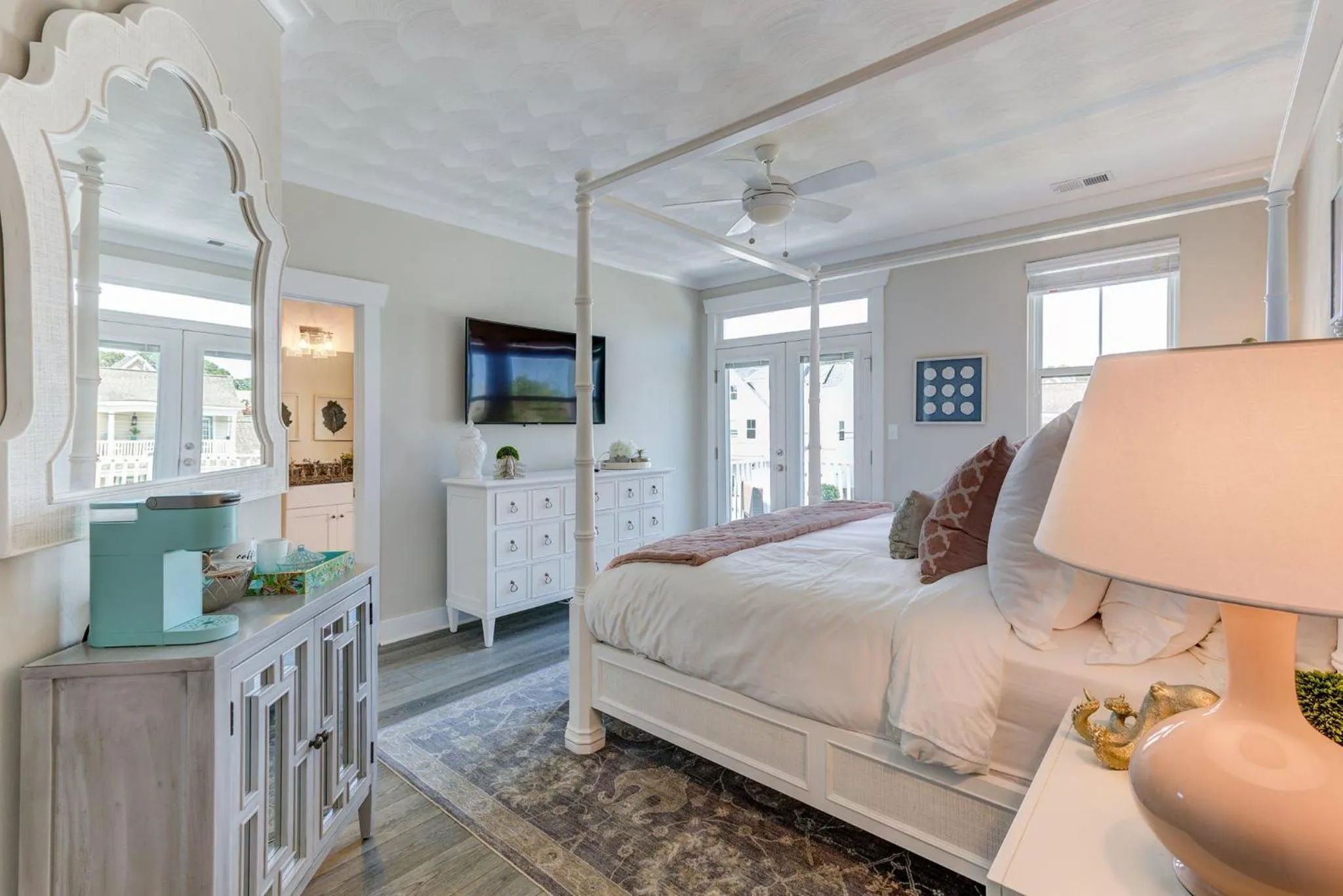 Bed in 517 The Southend Pier House