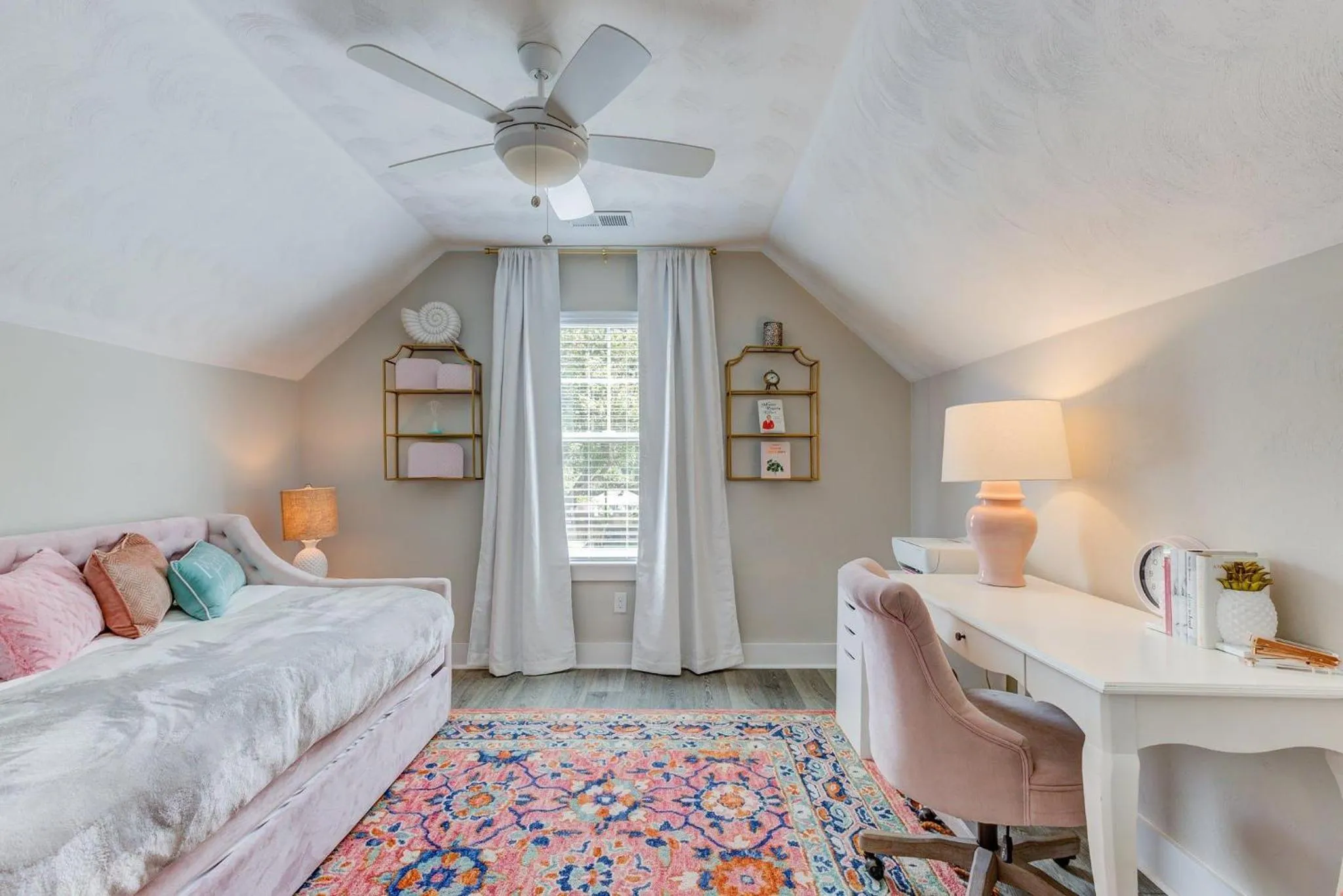 Bed in 517 The Southend Pier House