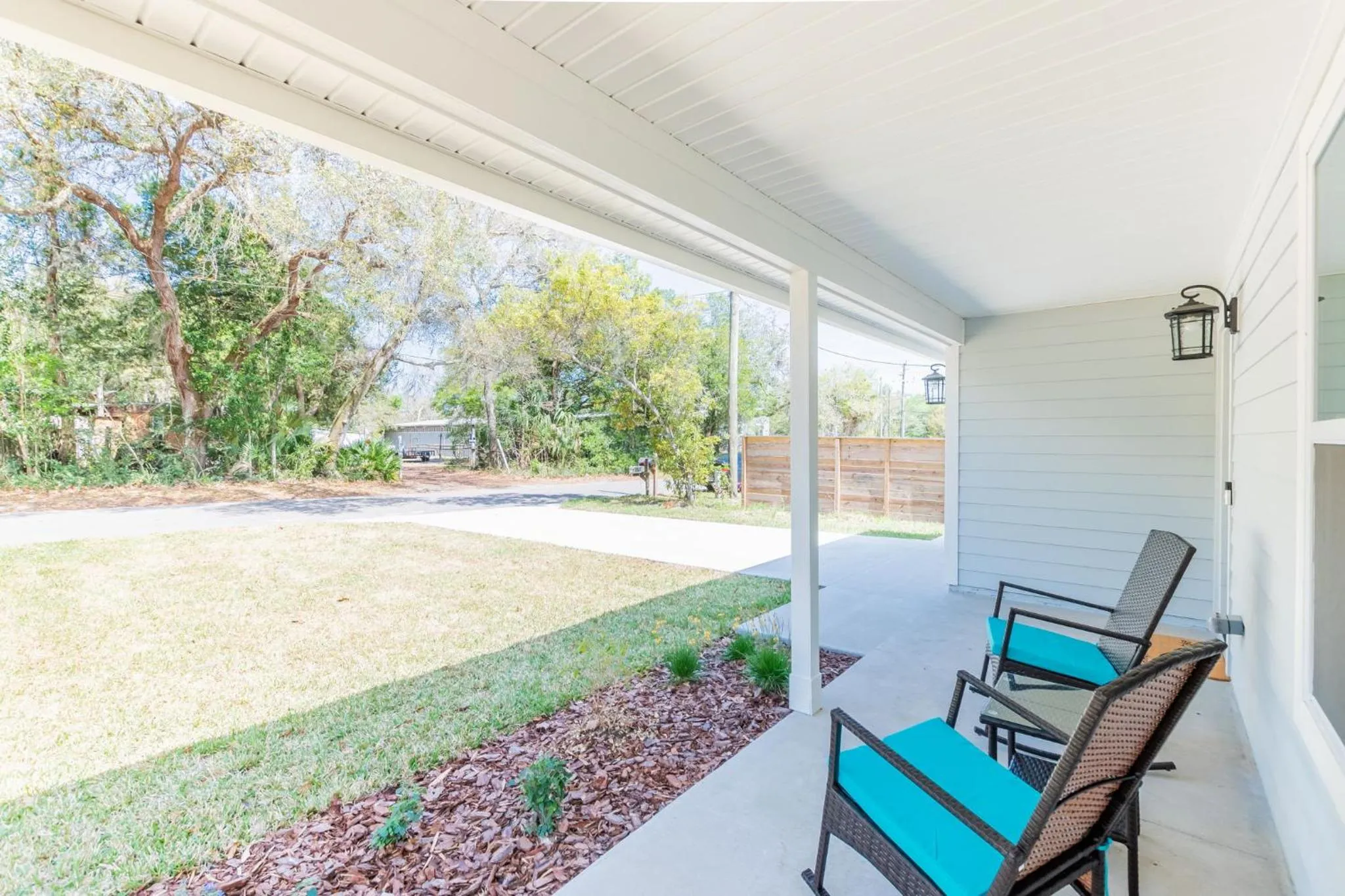 Brand New Bungalow with King Bed Suites in St Aug