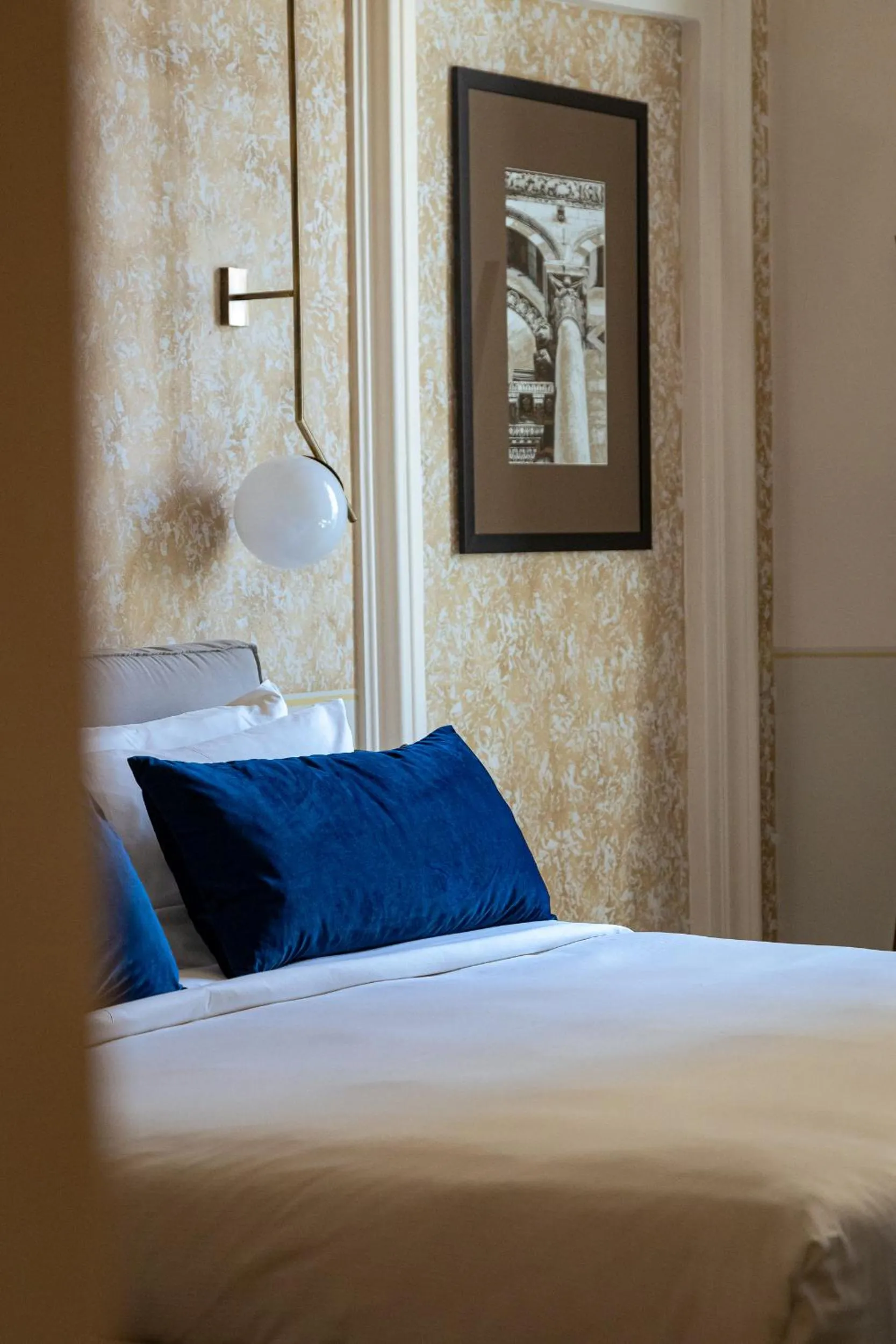 Bedroom, Bed in Grand Universe La Residenza