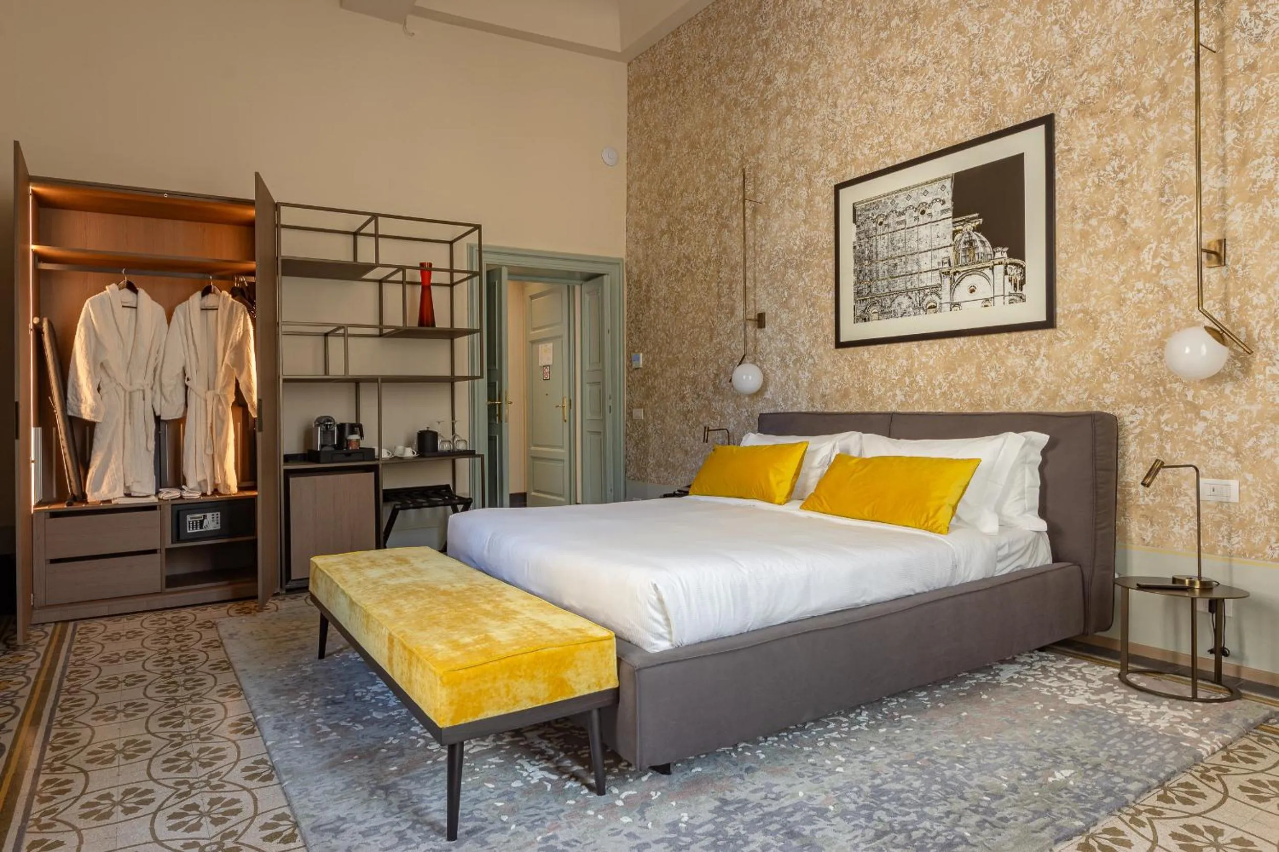 Bedroom, Bed in Grand Universe La Residenza