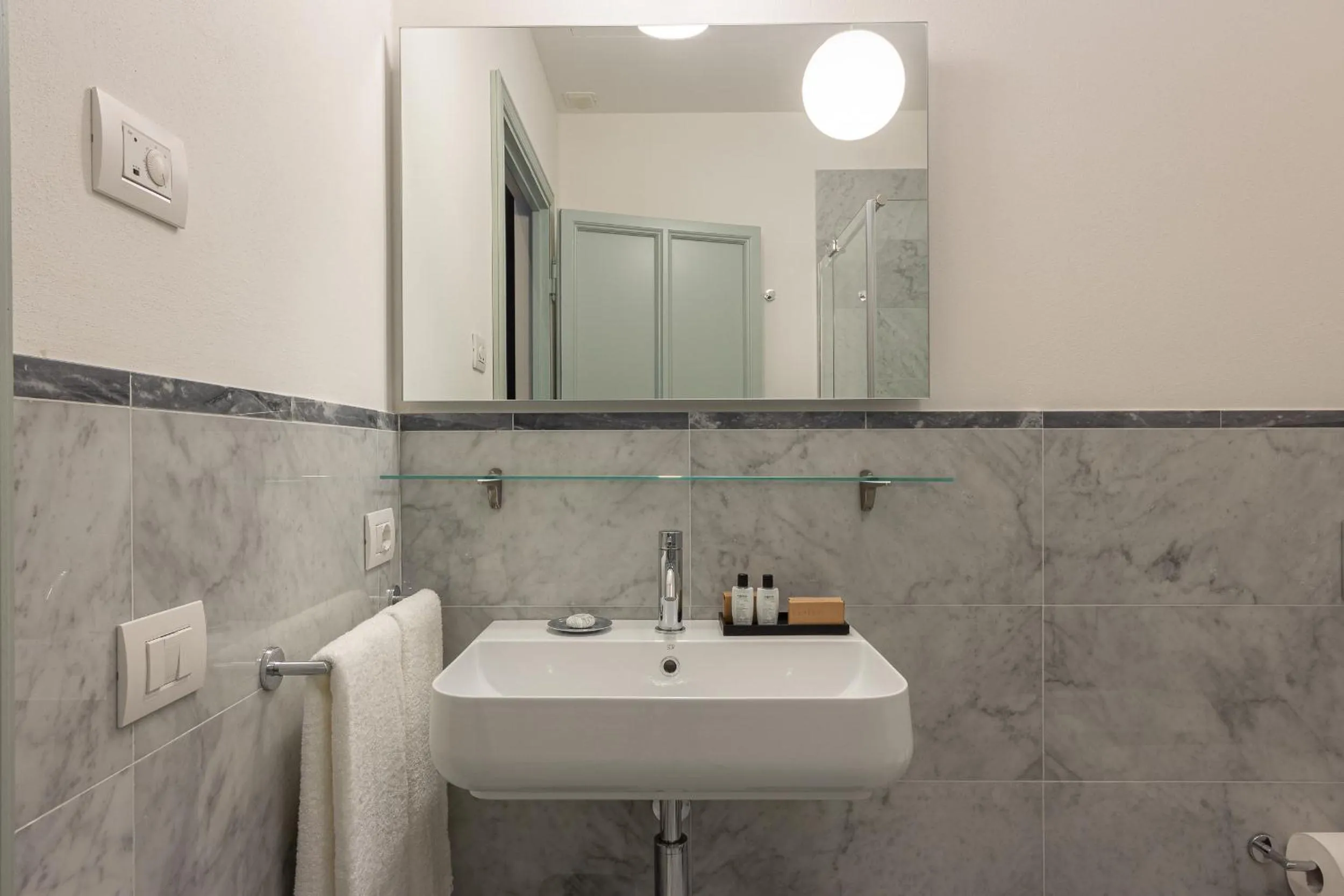 Bathroom in Grand Universe La Residenza