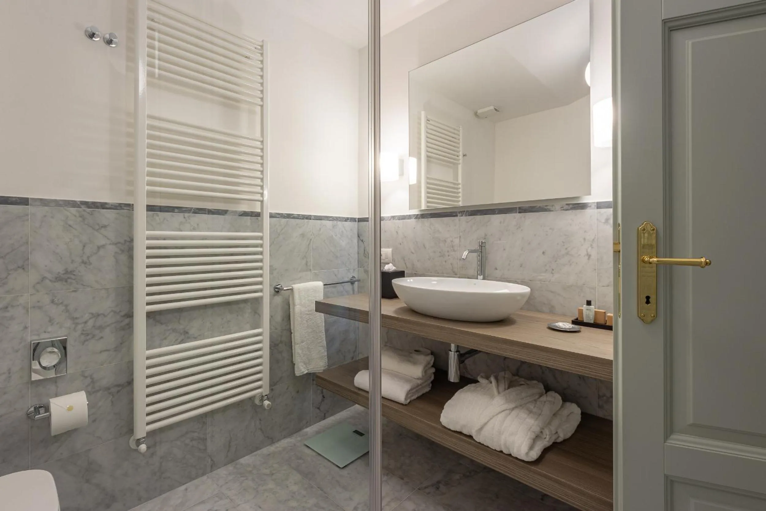 Bathroom in Grand Universe La Residenza