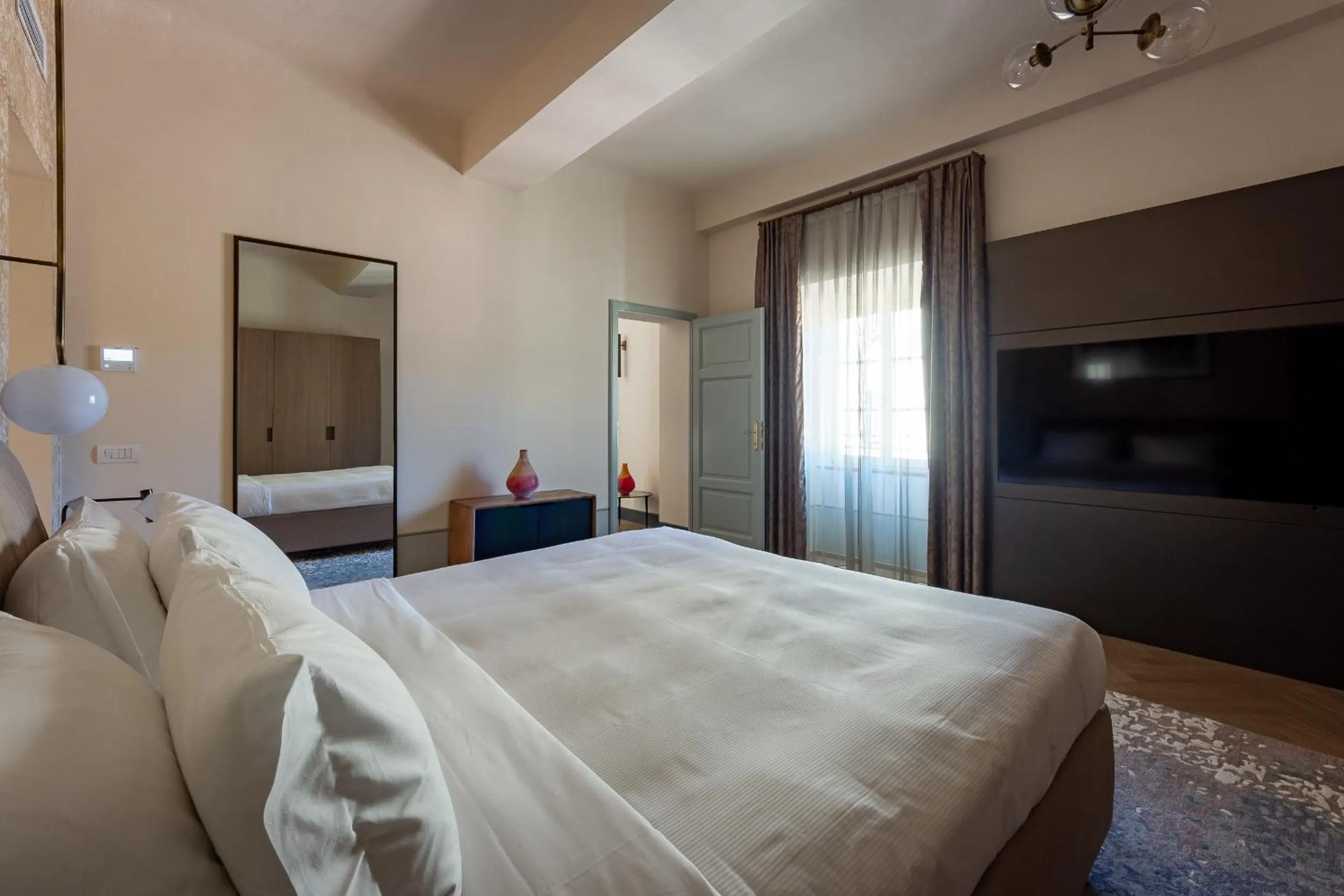 Bedroom, Bed in Grand Universe La Residenza