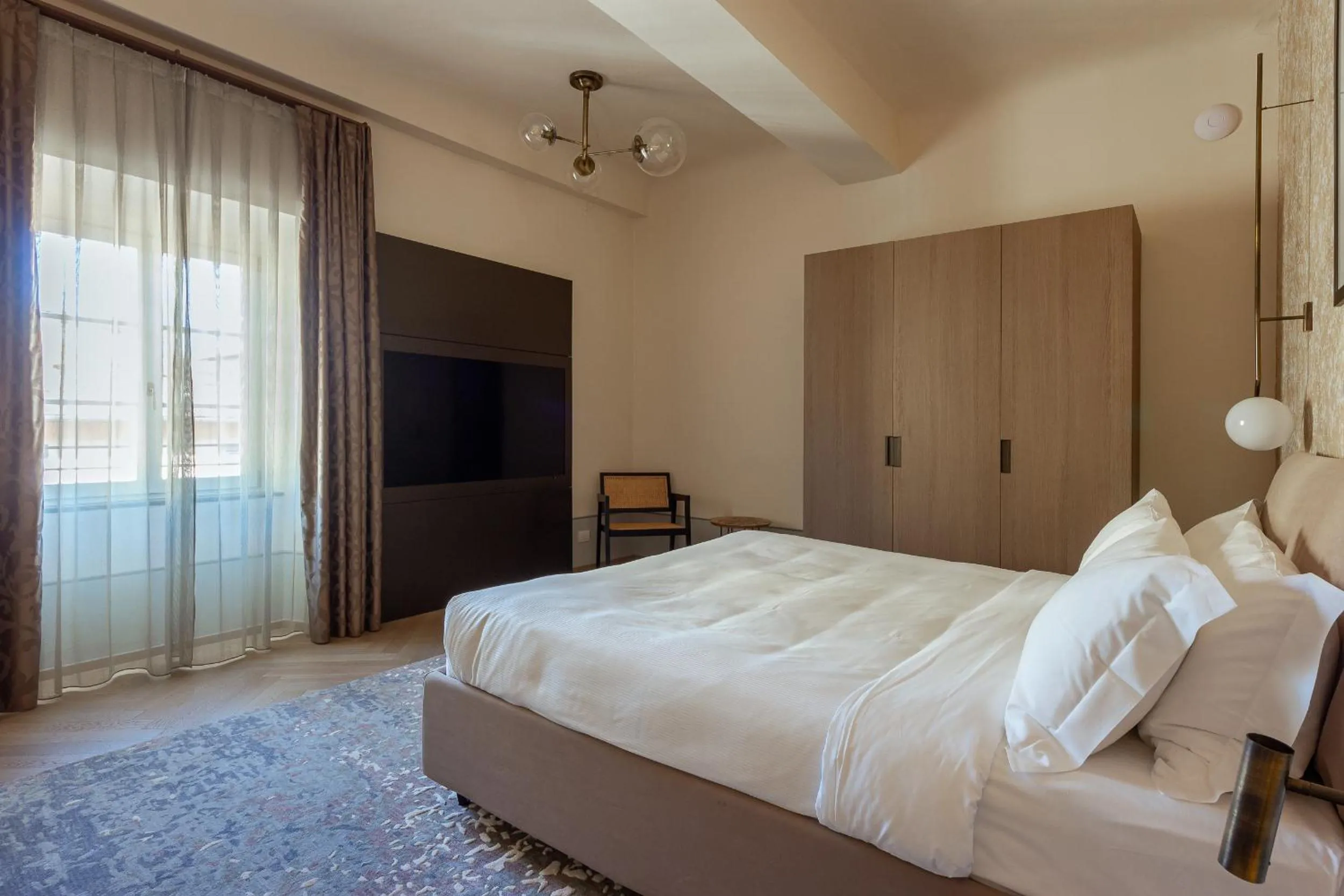 Bedroom, Bed in Grand Universe La Residenza