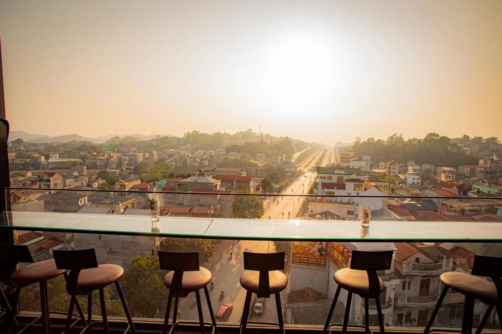 Restaurant/places to eat in La Maison Boutique Hotel