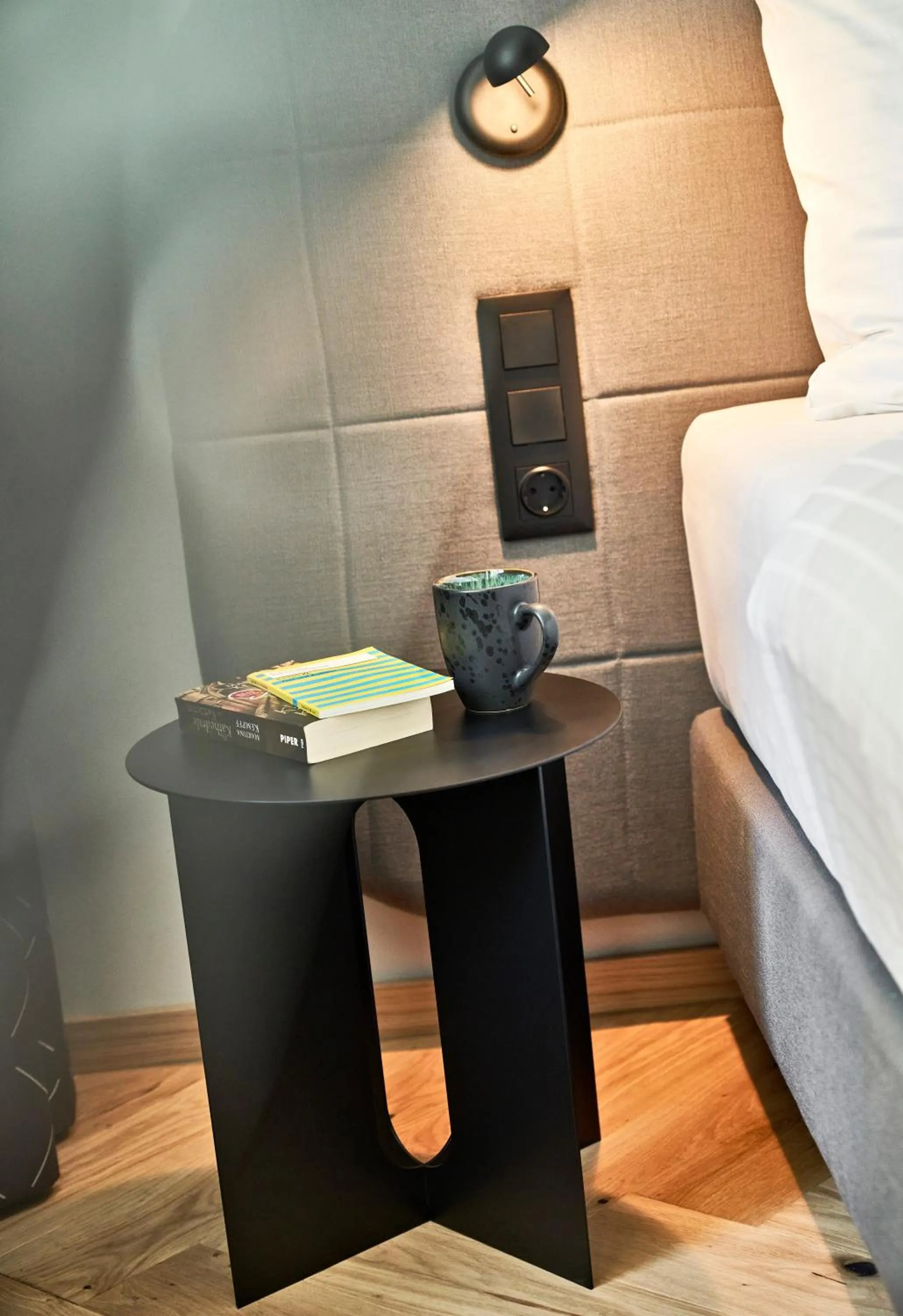 Bed in URBANAUTS STUDIOS Fillgrader