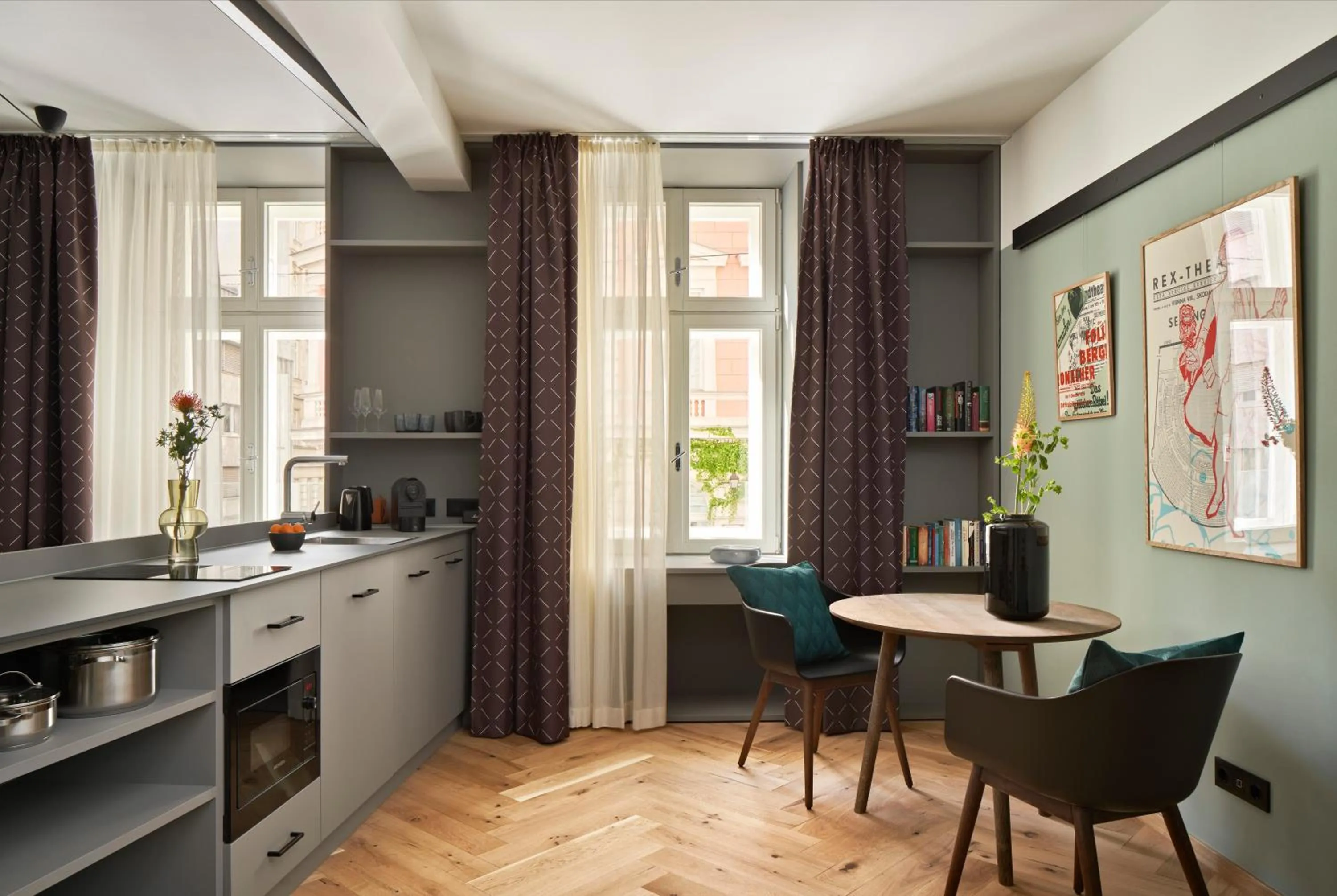 Coffee/tea facilities in URBANAUTS STUDIOS Fillgrader