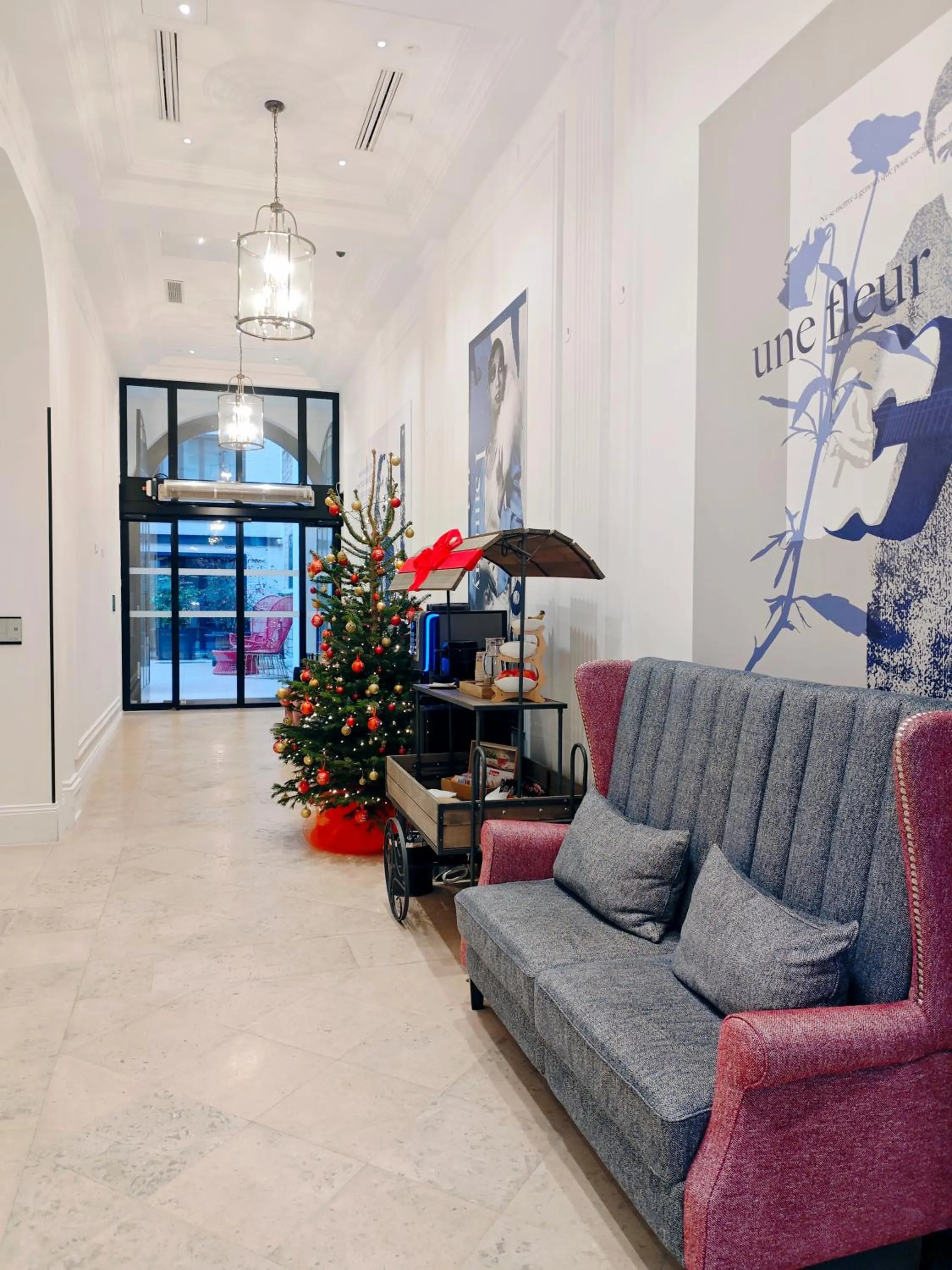 Lobby or reception in Mode Paris Aparthotel