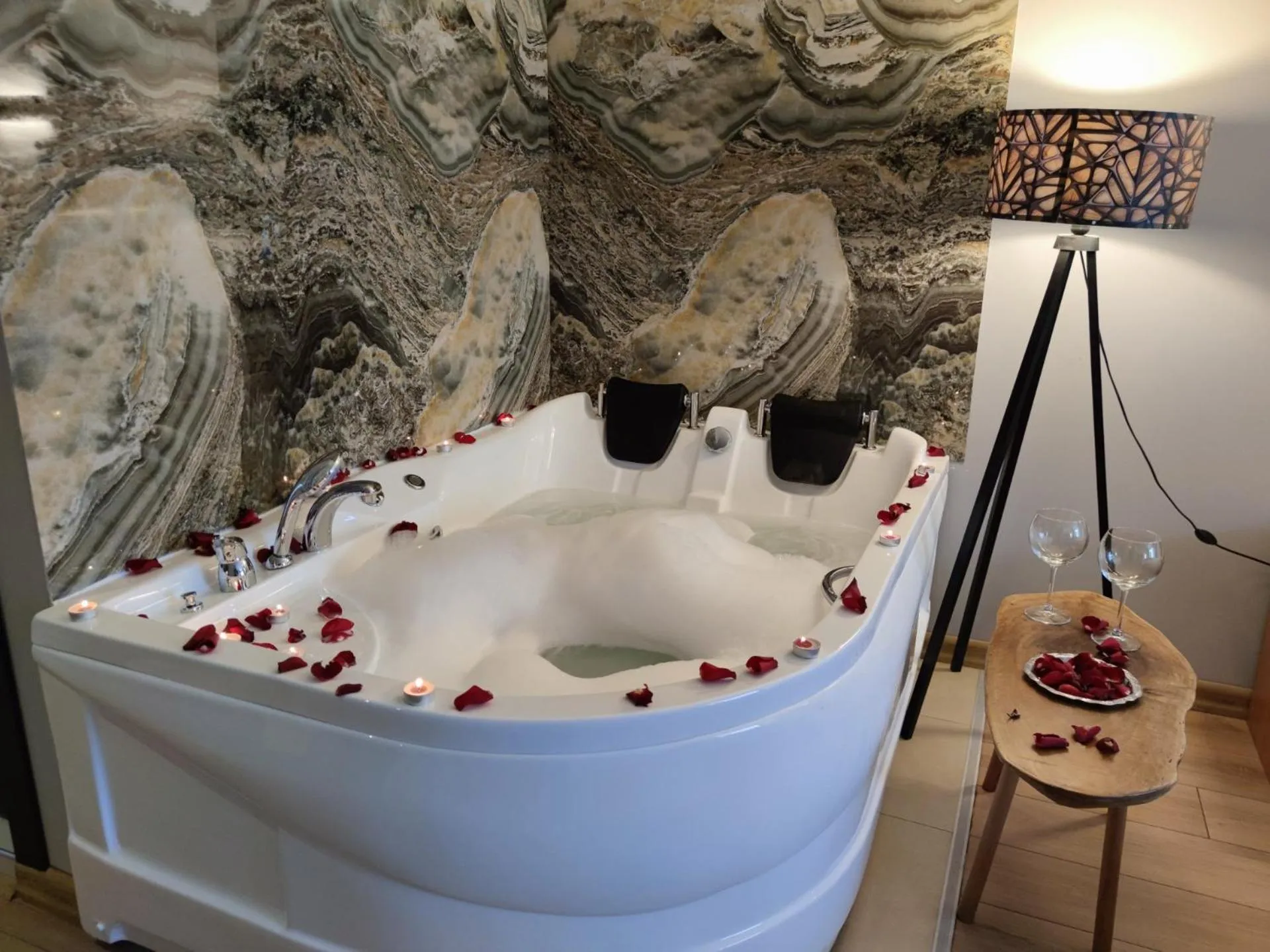 Hot Tub in Olen Uskudar Hotel