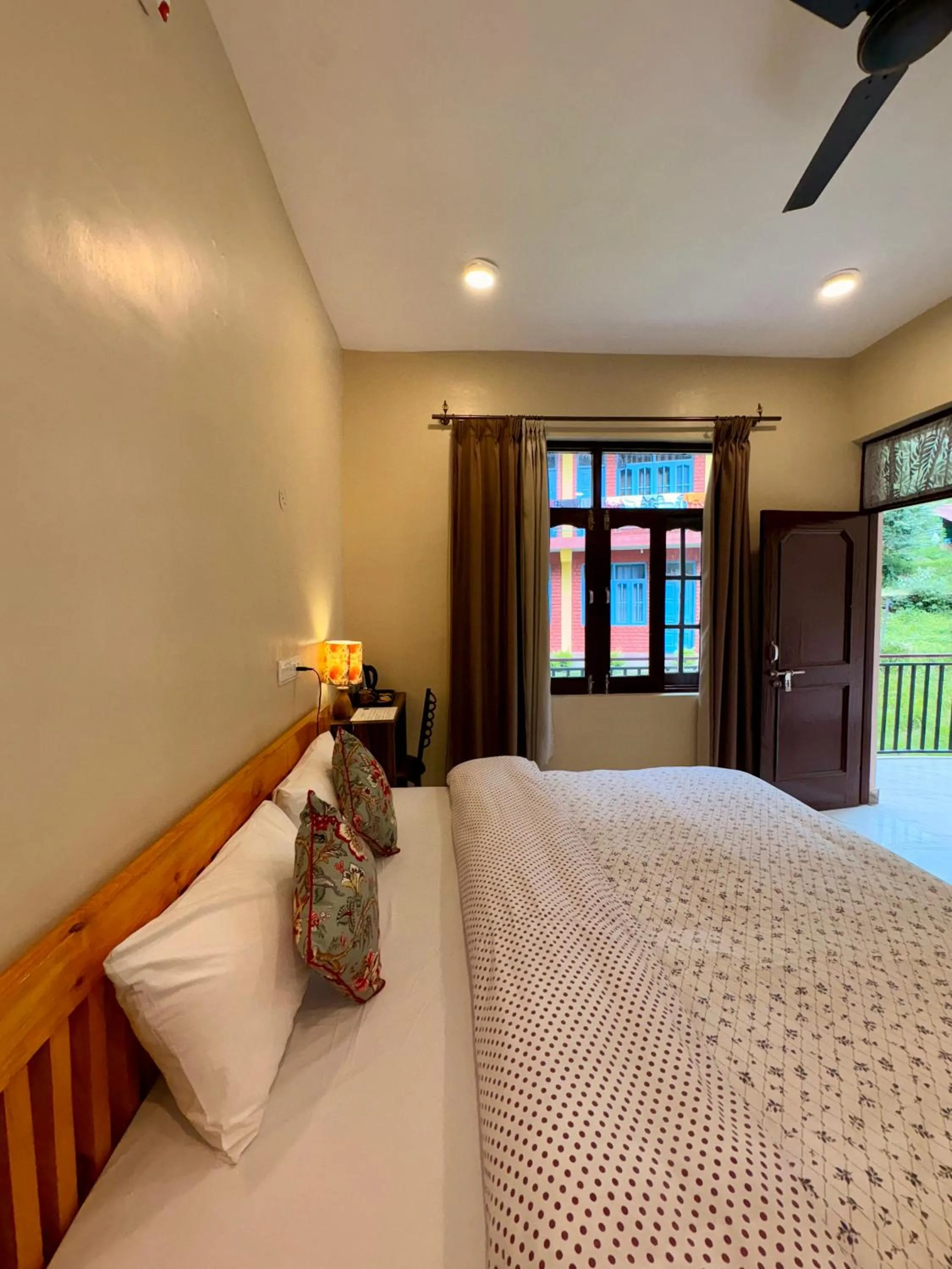 Bed in Eevolve Dharamkot - An Eco Hostel