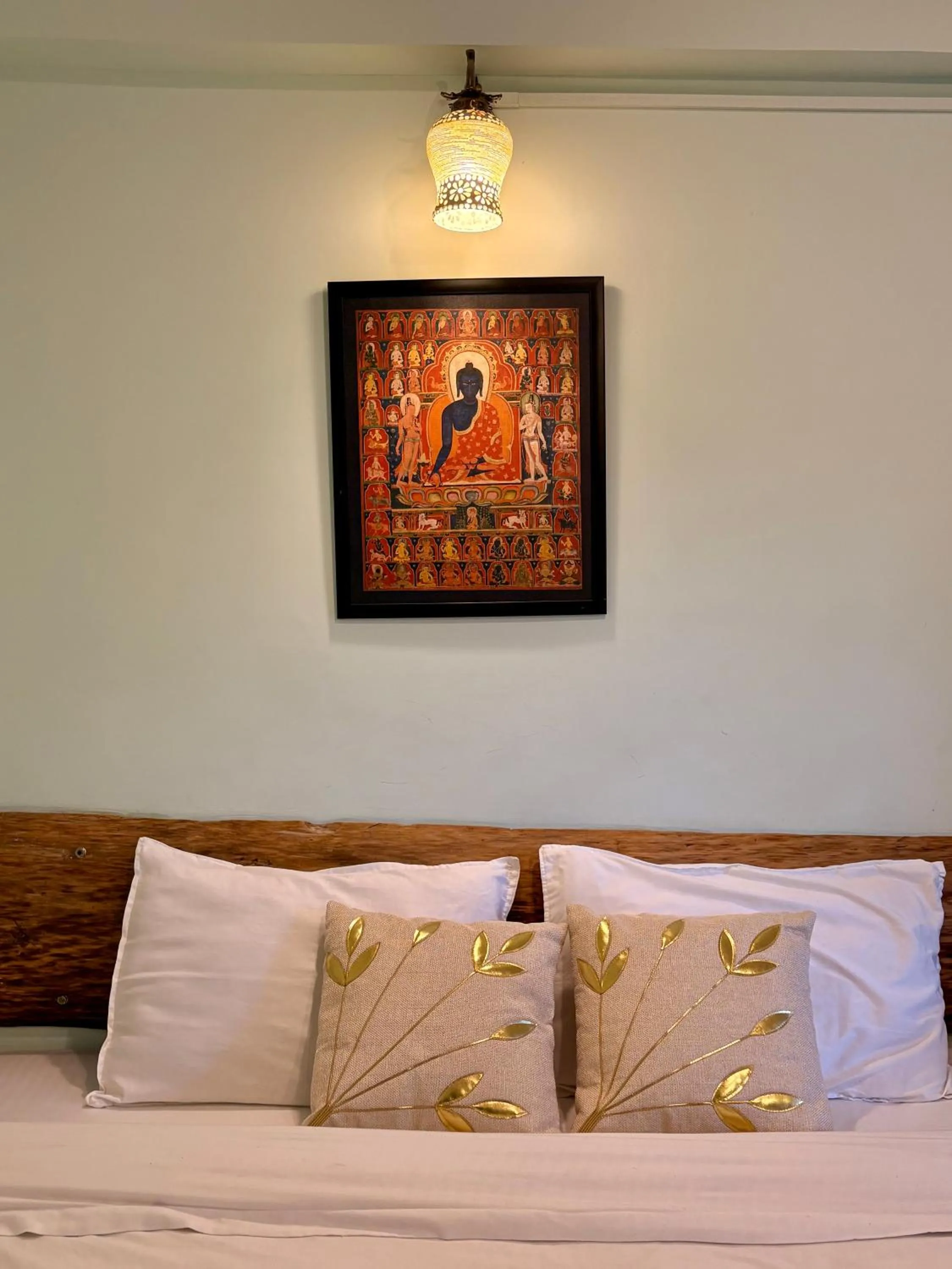 Decorative detail, Bed in Eevolve Dharamkot - An Eco Hostel