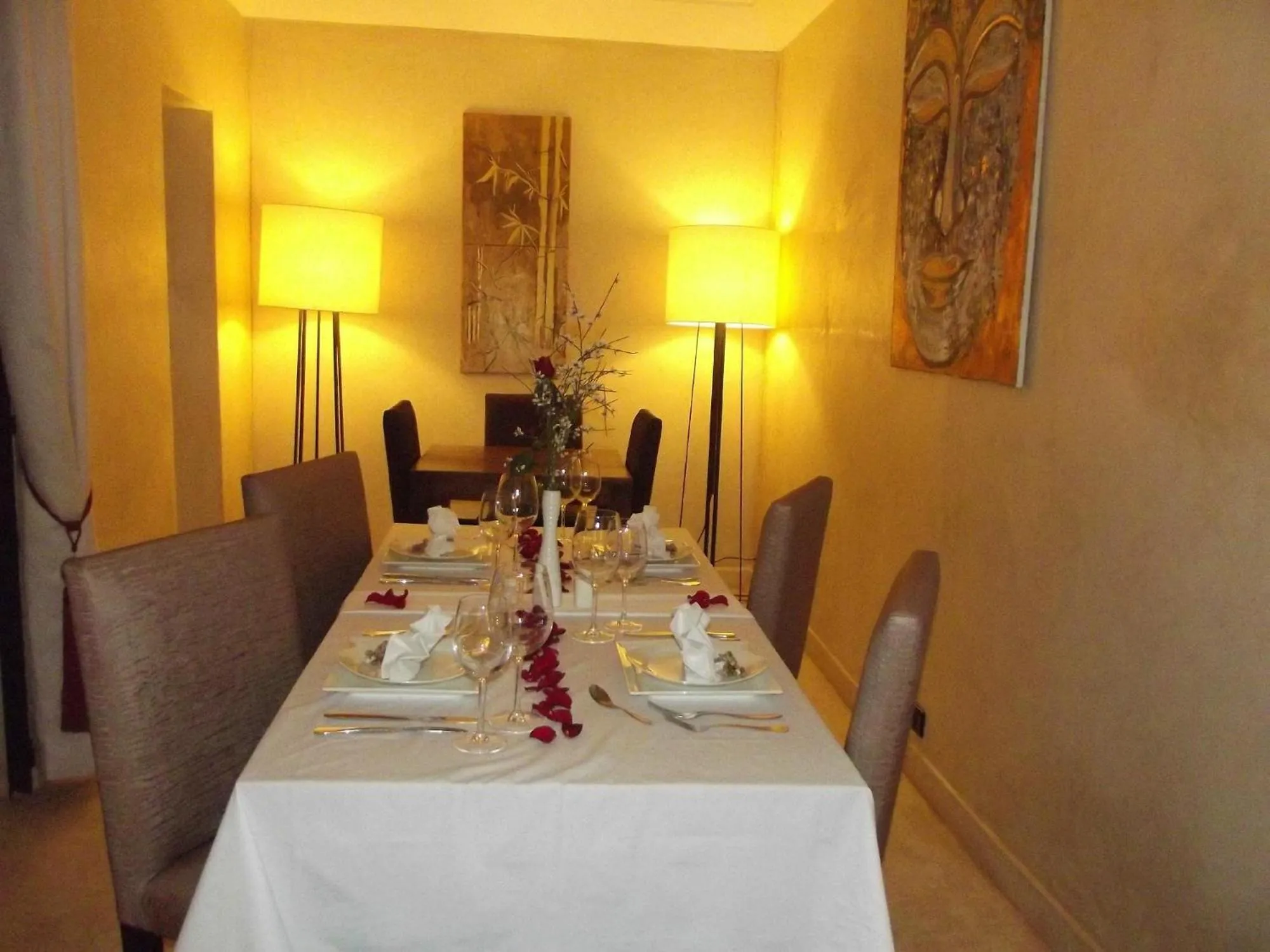 Food and drinks in Riad Pourpre Medina