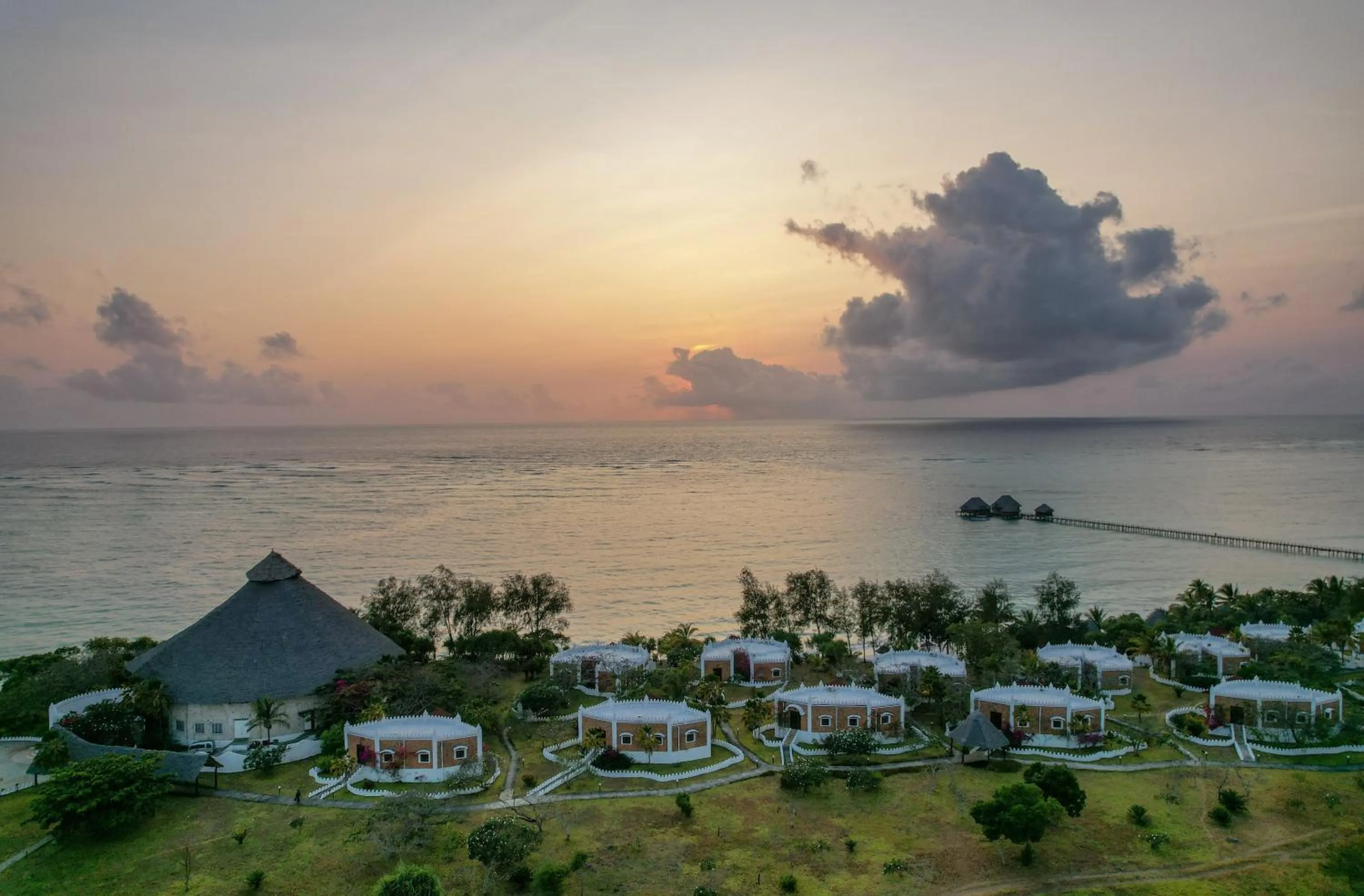 Property building in SULTAN PALACE