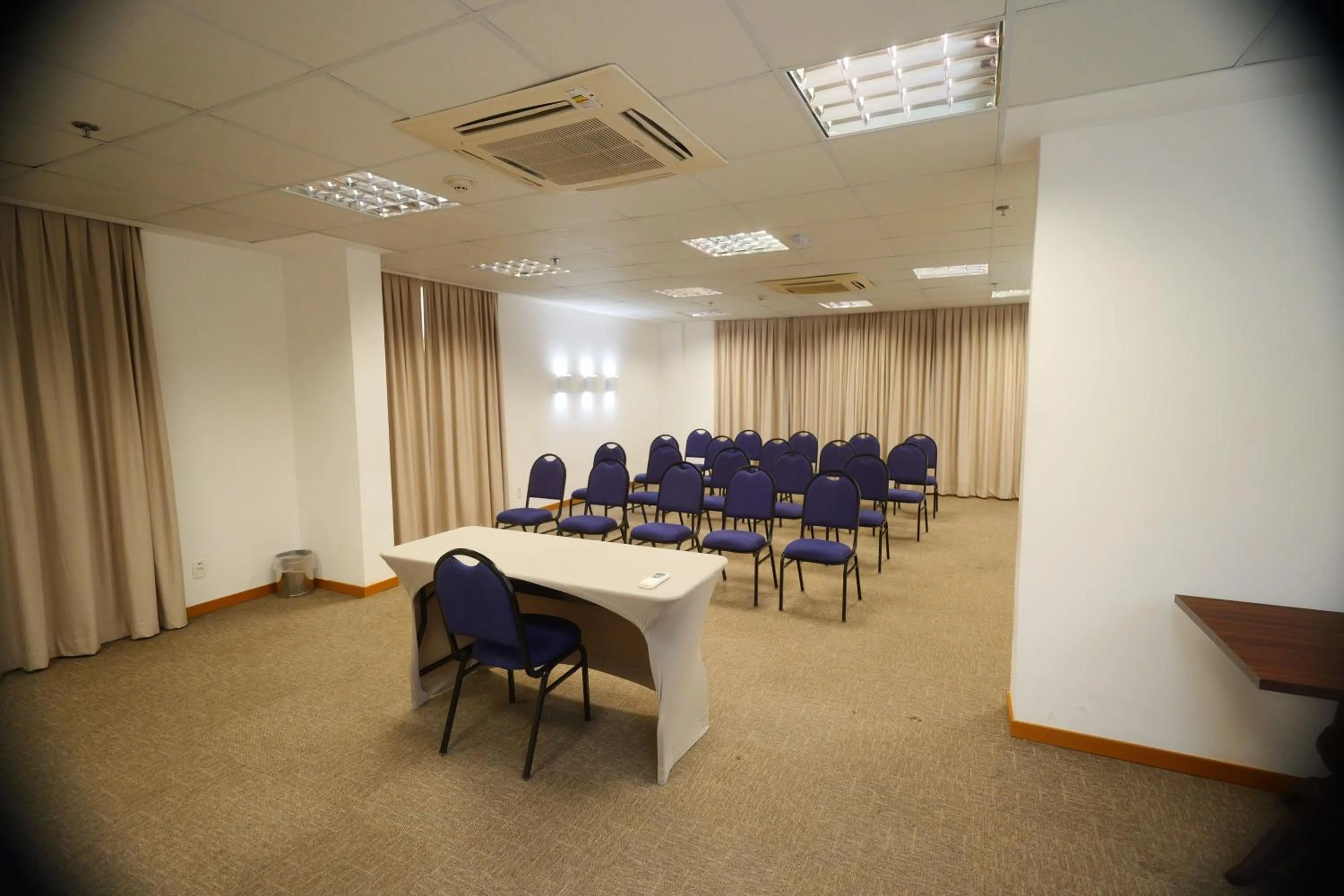 Meeting/conference room in Samba Linhares