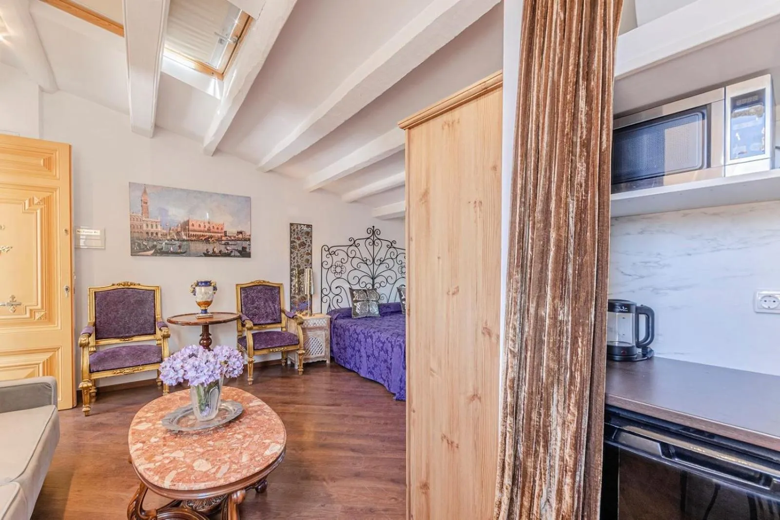 Kitchen or kitchenette in El Petit Palauet