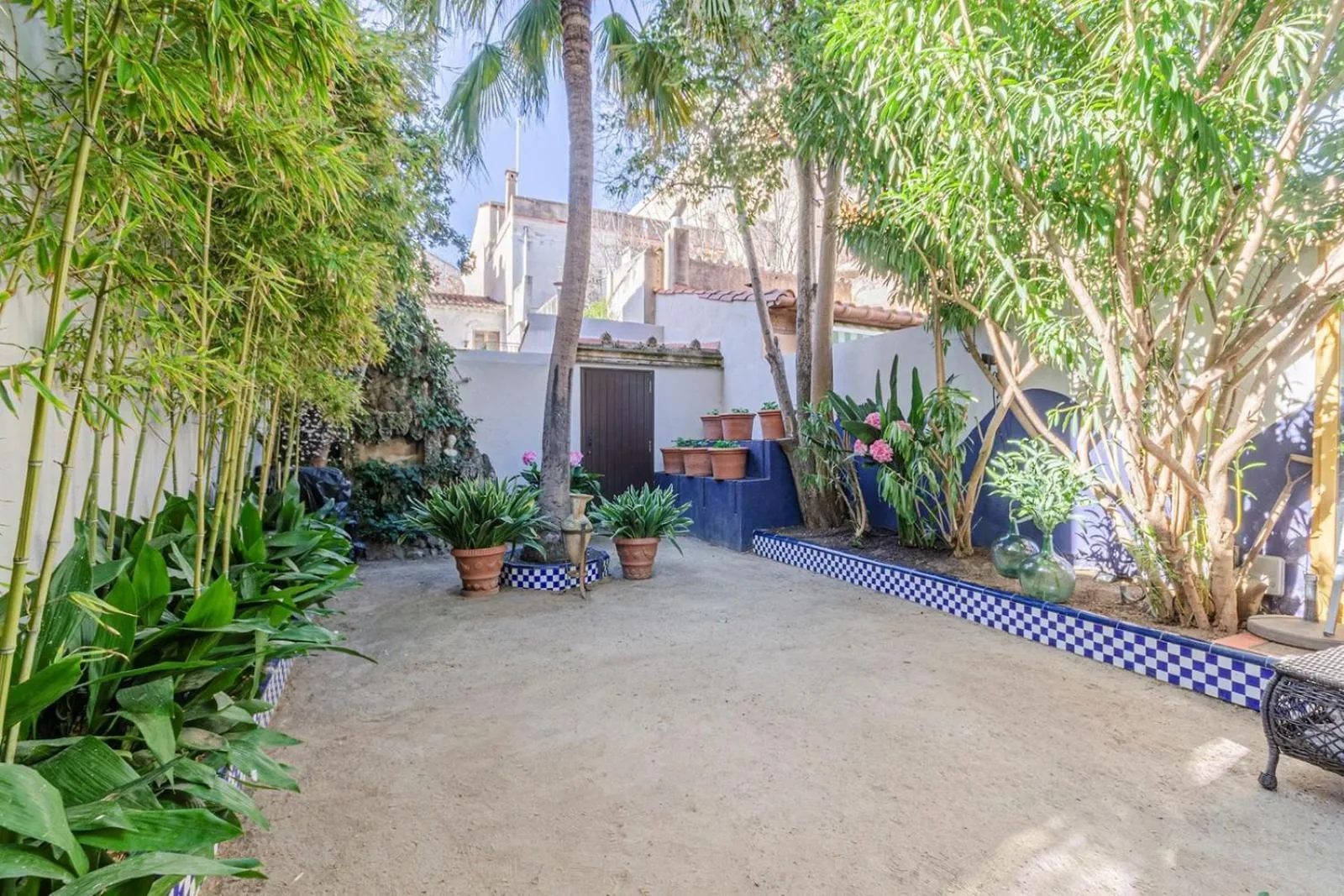 Garden view in El Petit Palauet