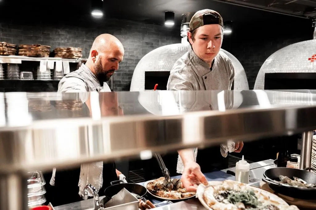 Restaurant/places to eat in Hotel Manteo, Trademark Collection by Wyndham