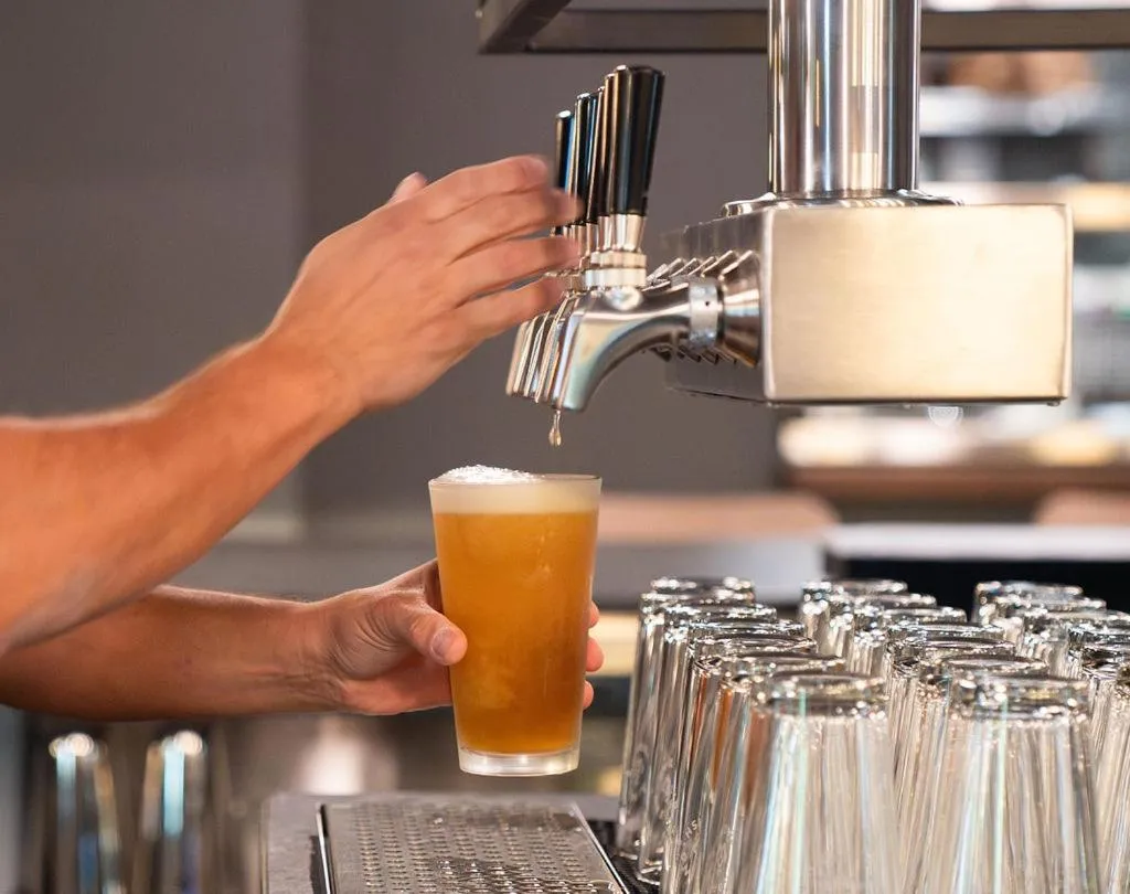 Restaurant/places to eat in Hotel Manteo, Trademark Collection by Wyndham