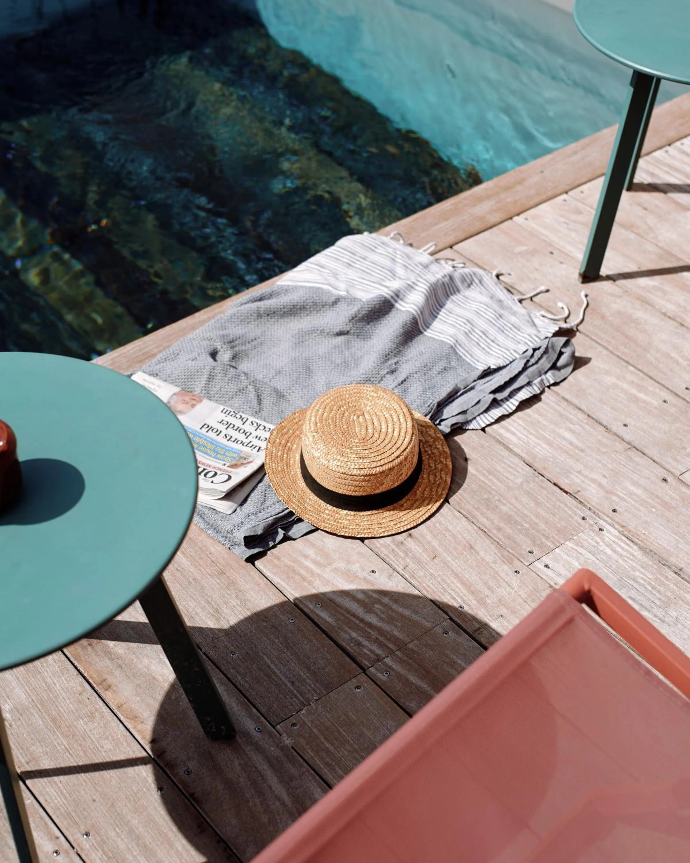 Swimming pool in Grand Hôtel Dauphiné Toulon, Boutique Hôtel & Suites